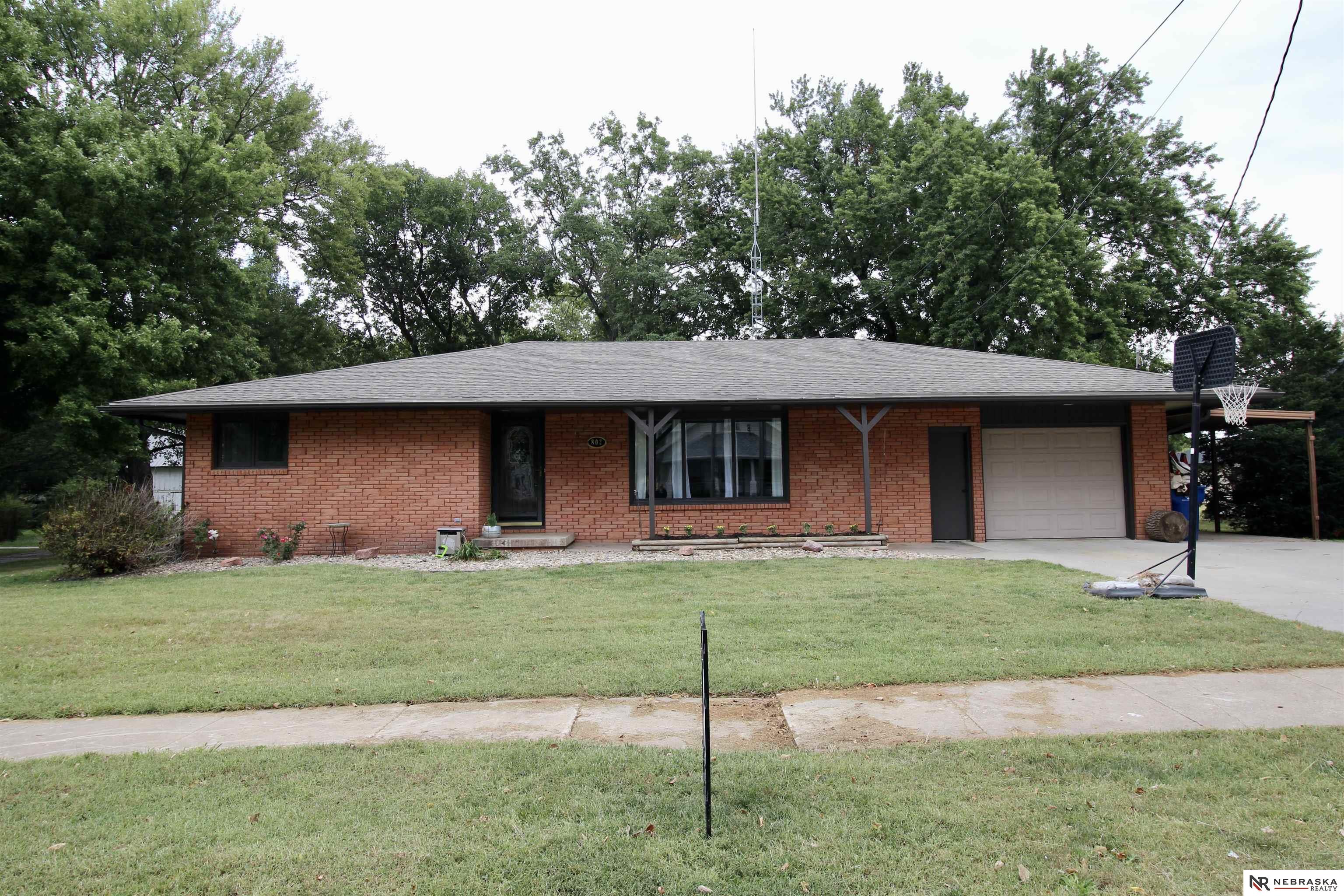 802 Maple Street, Friend, Nebraska image 1