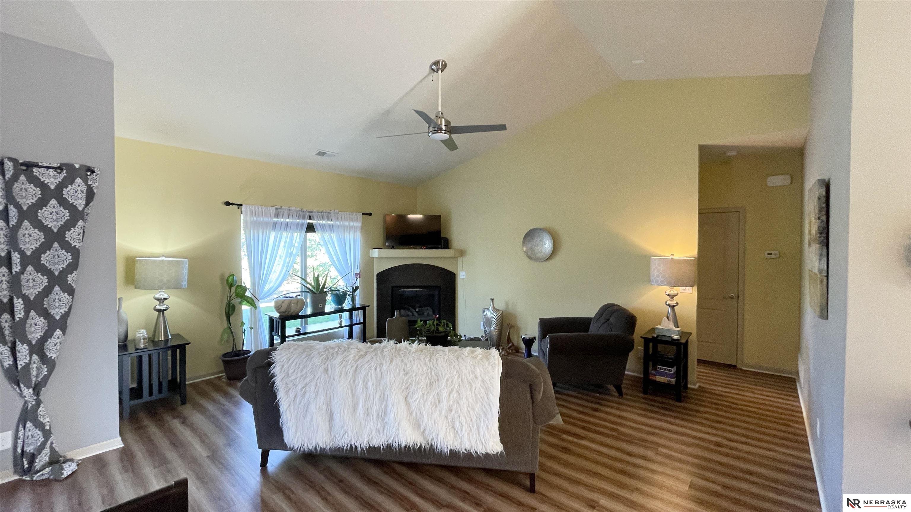 14054 Whitmore Circle, Omaha, Nebraska image 2