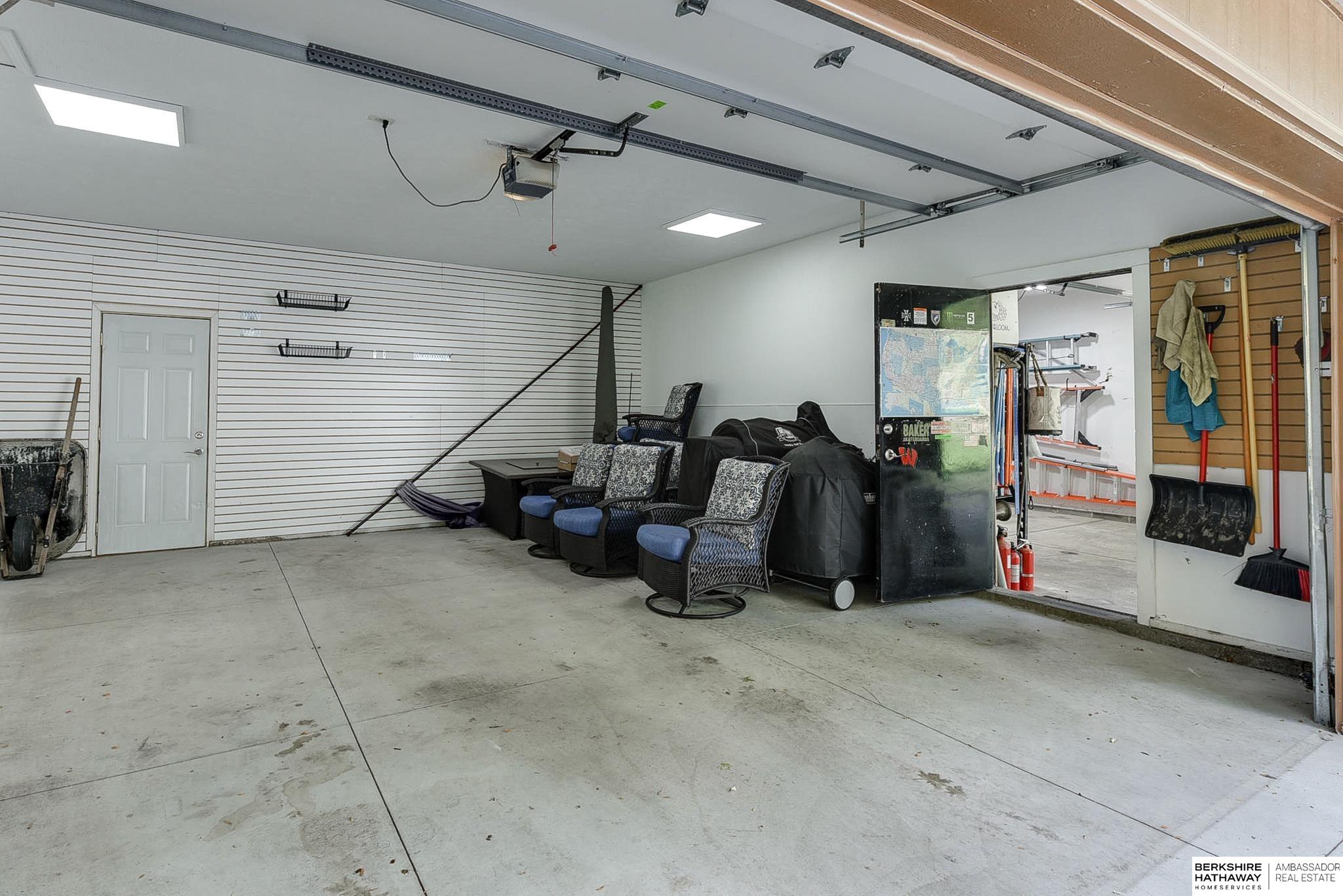 28622 Laurel Circle, Valley, Nebraska image 49