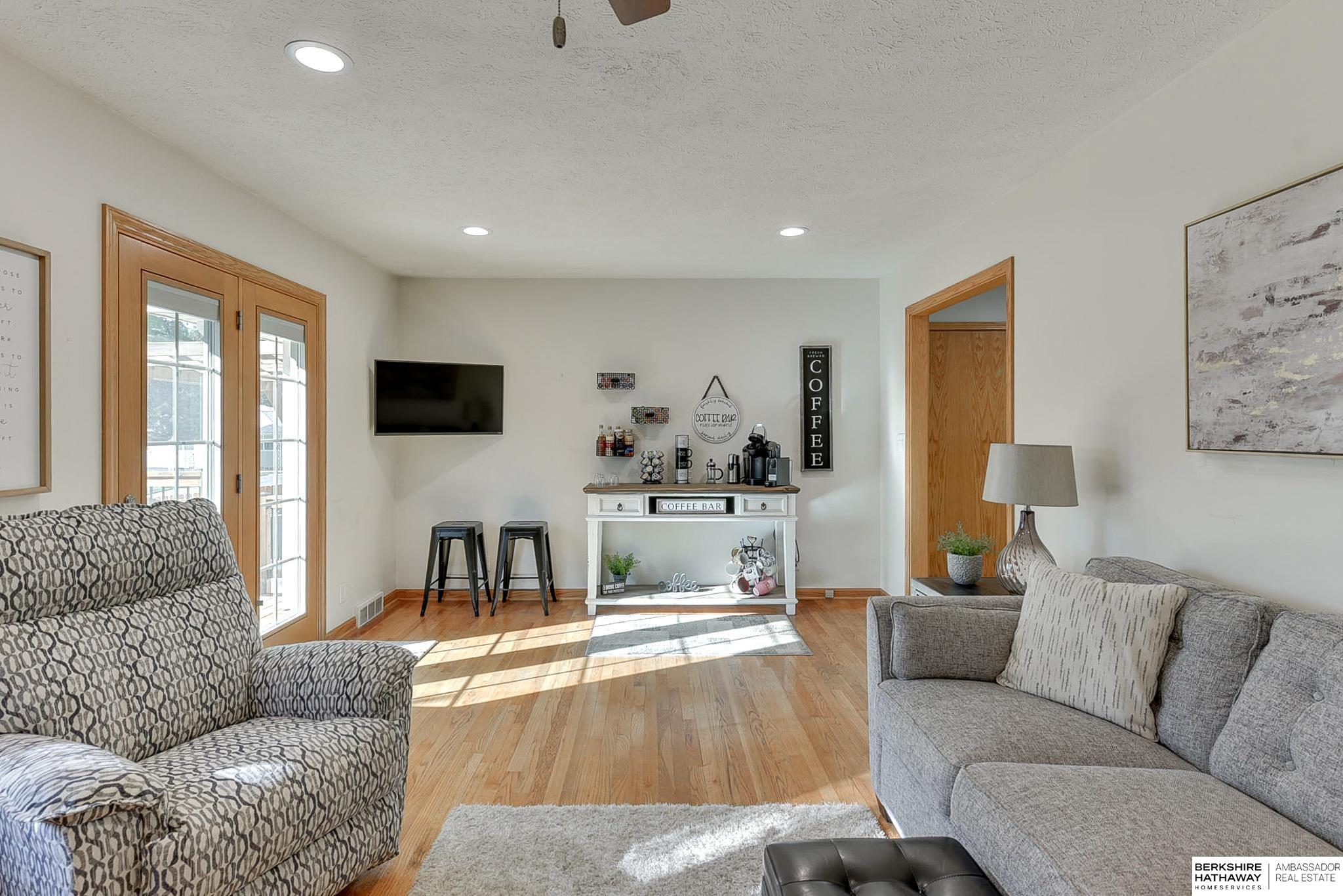 28622 Laurel Circle, Valley, Nebraska image 8