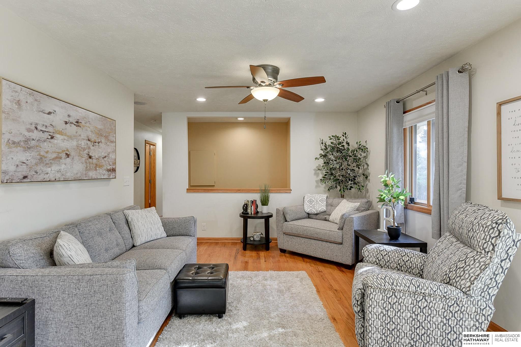 28622 Laurel Circle, Valley, Nebraska image 9