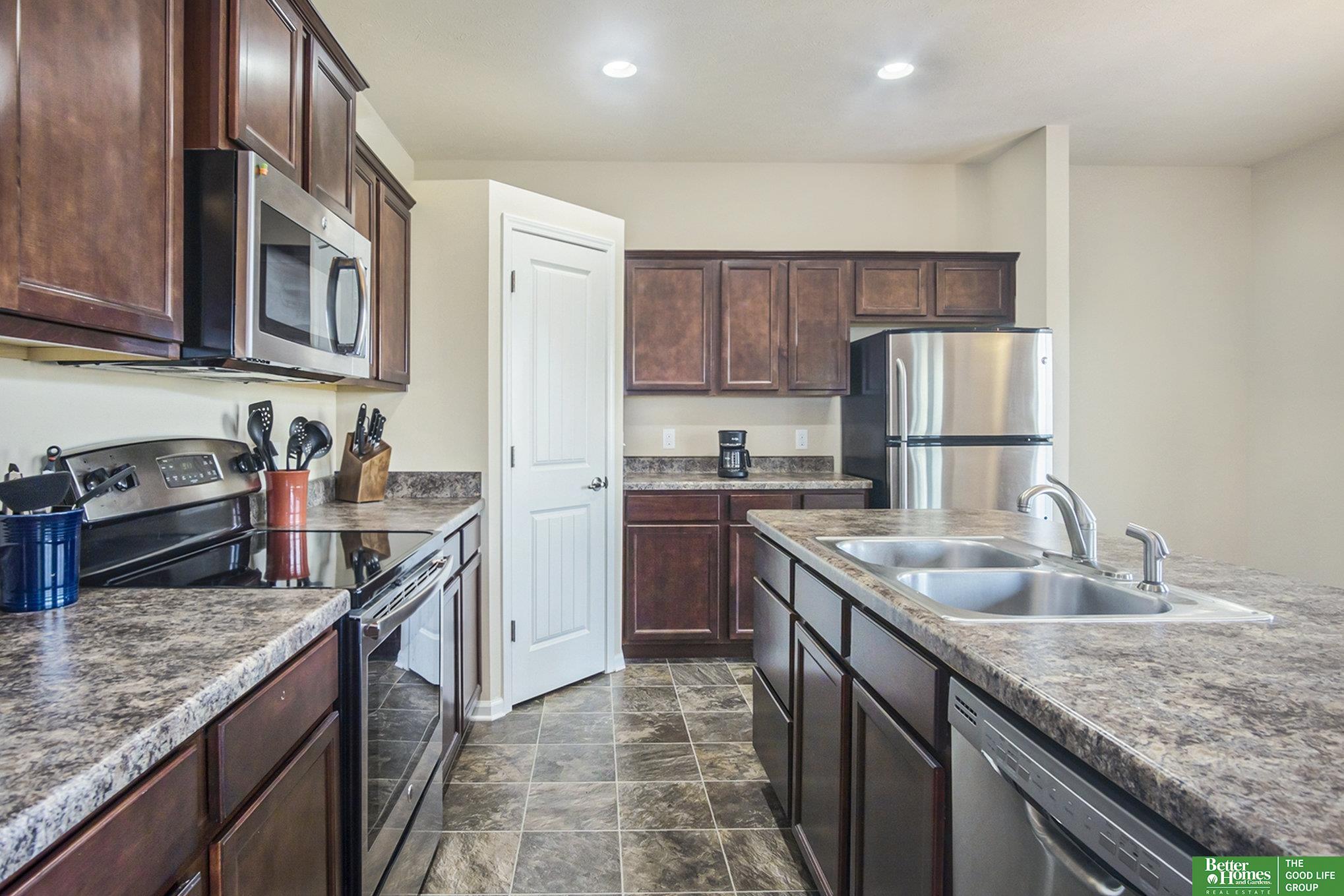 7024 S 183rd Avenue, Omaha, Nebraska image 9