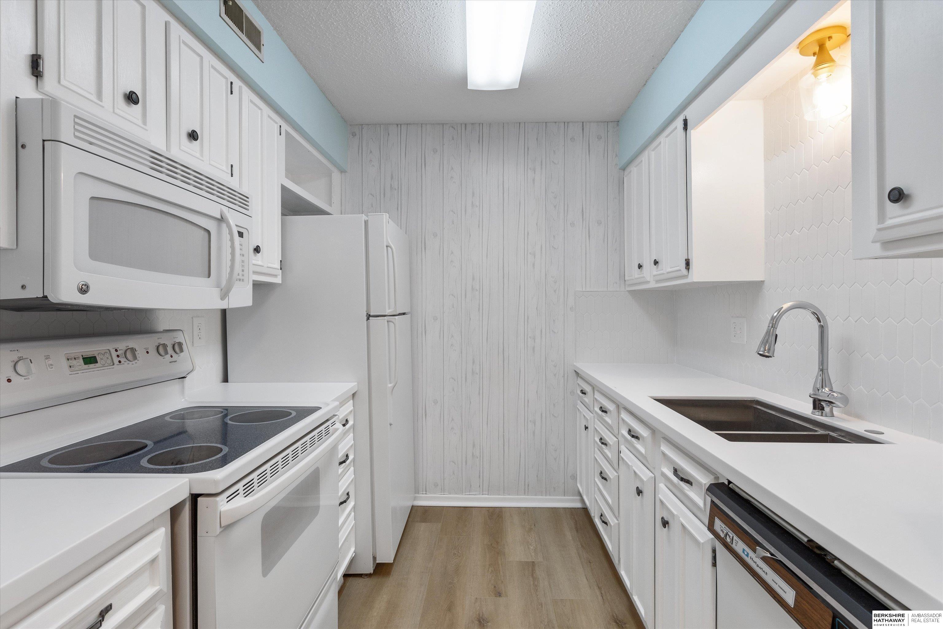 12727 W Dodge Road #130 C, Omaha, Nebraska image 11