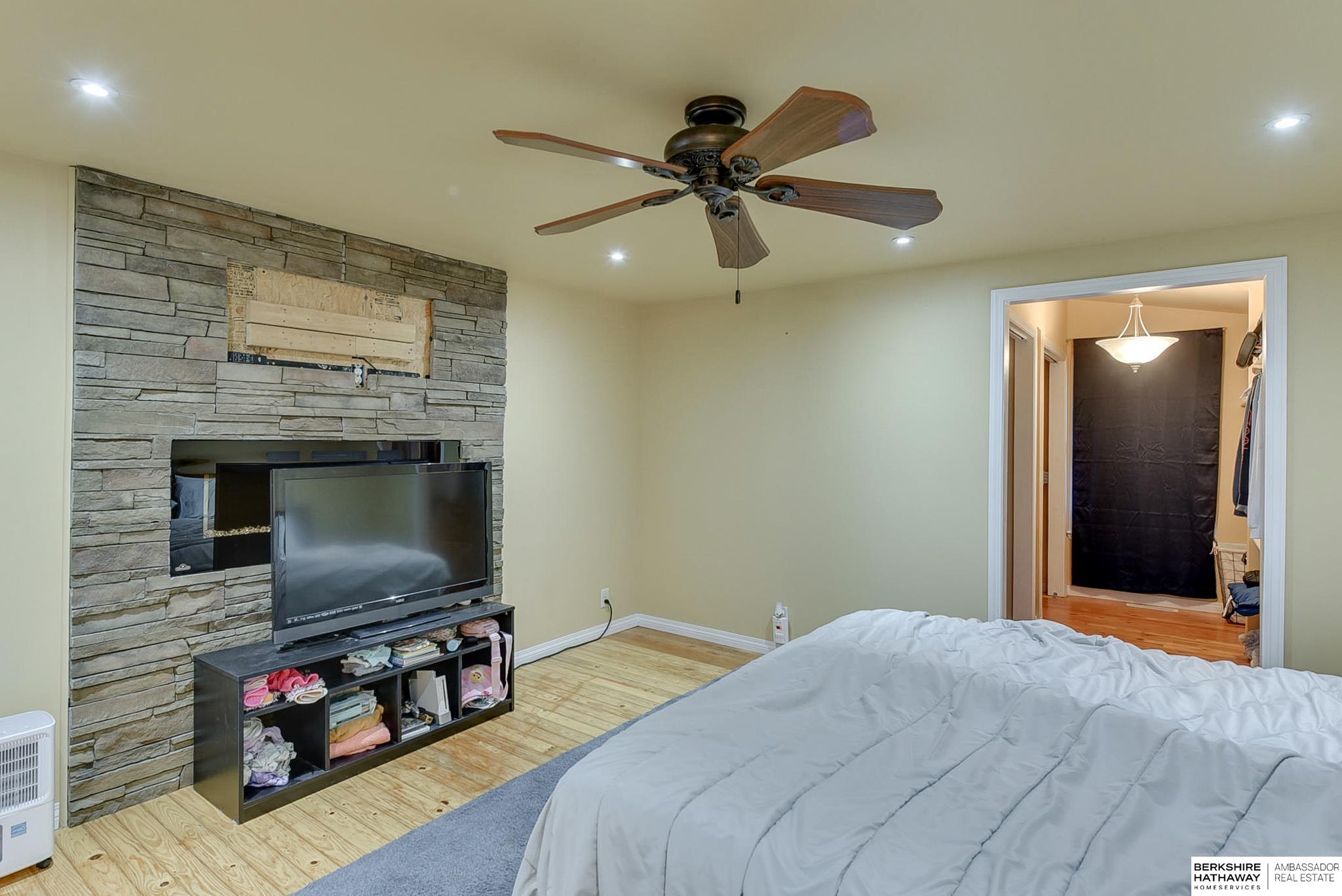 104 Comanche Street, Council Bluffs, Iowa image 23