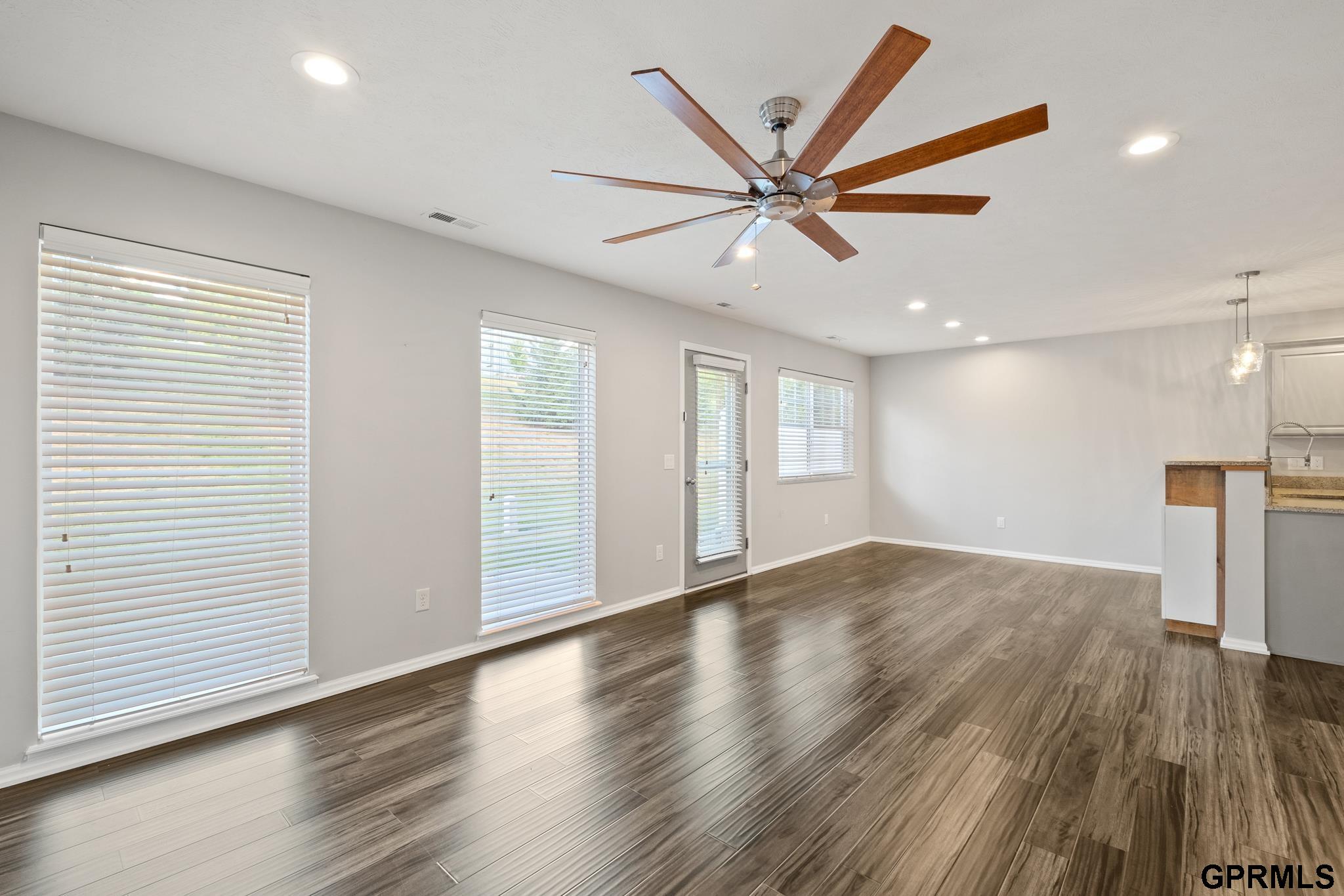 17566 Parker Plaza, Omaha, Nebraska image 9