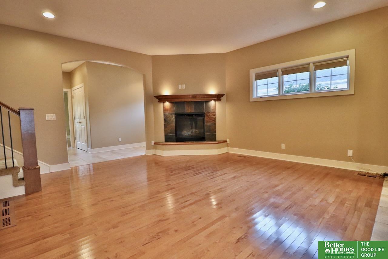 5142 Dodge Street, Omaha, Nebraska image 5