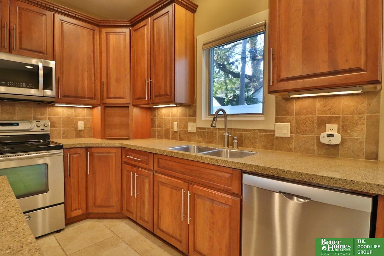 5142 Dodge Street, Omaha, Nebraska image 7