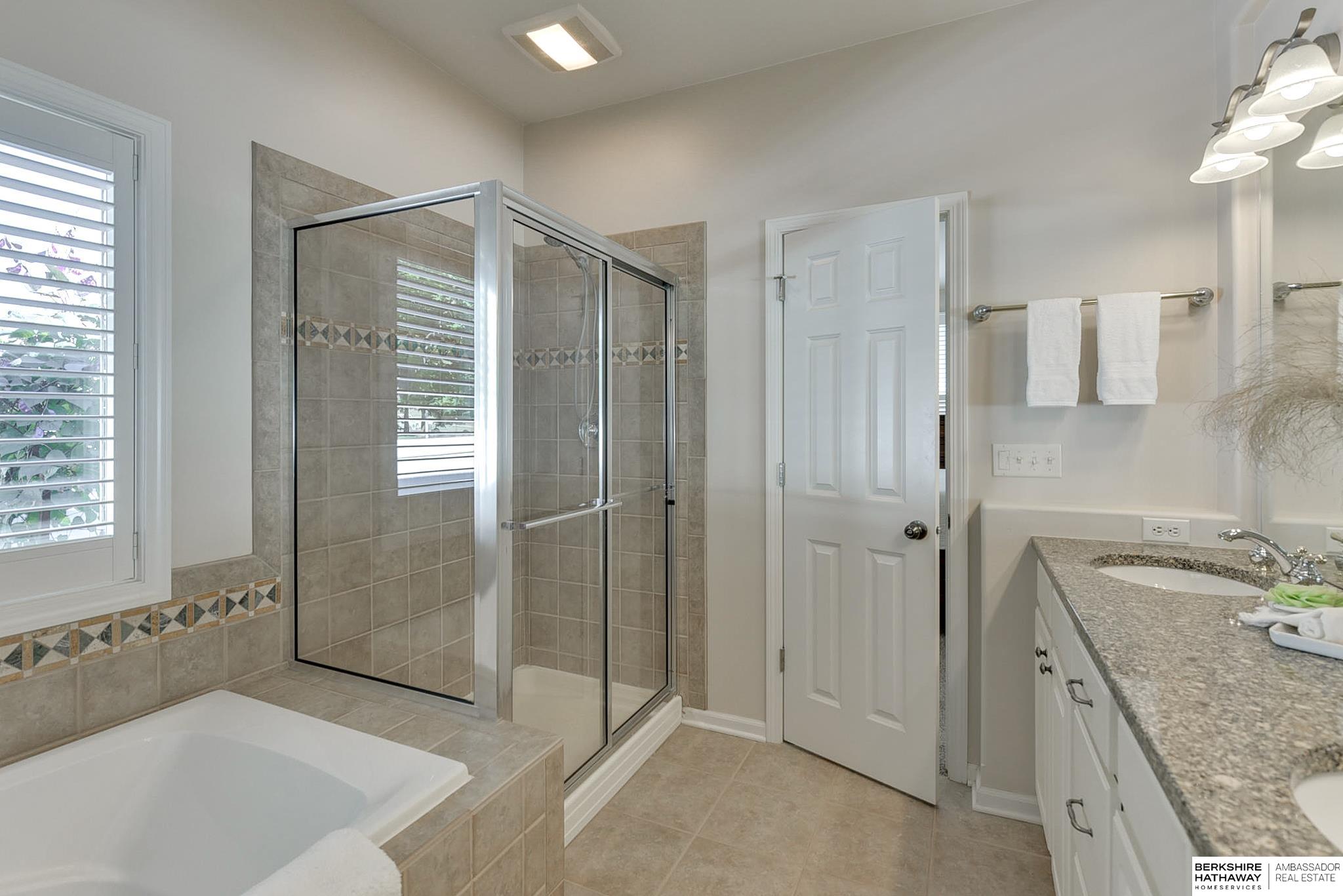 5717 N 148th Plaza, Omaha, Nebraska image 35