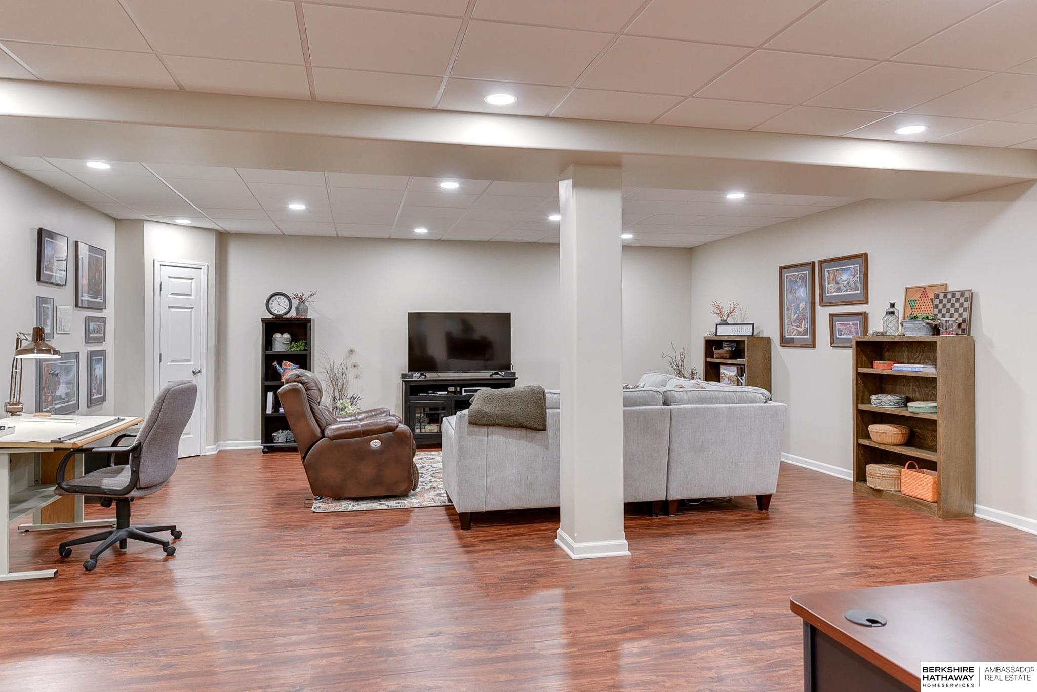 5717 N 148th Plaza, Omaha, Nebraska image 38