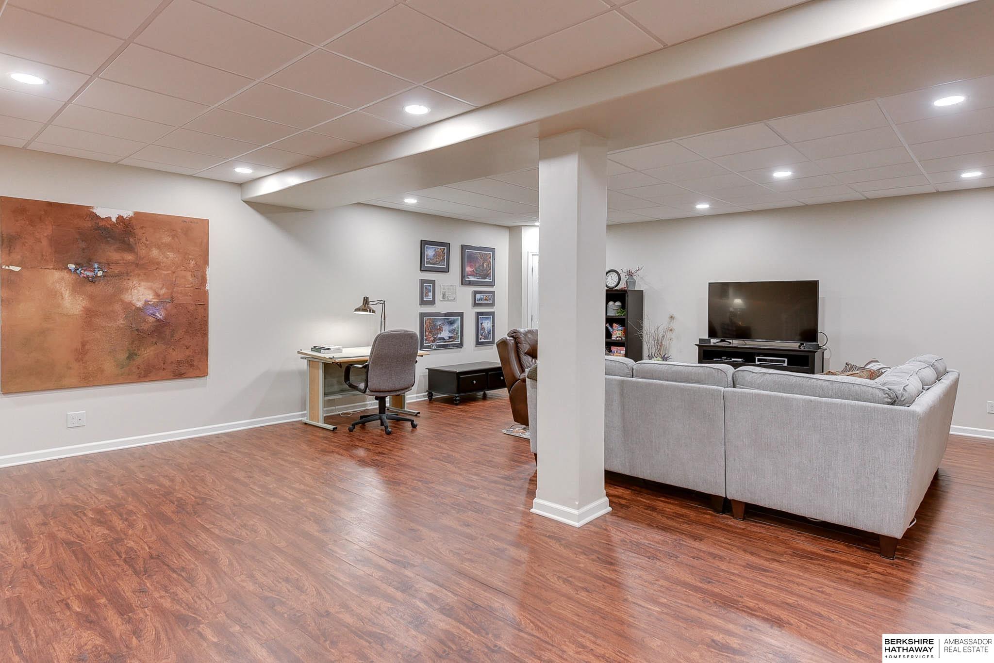 5717 N 148th Plaza, Omaha, Nebraska image 39