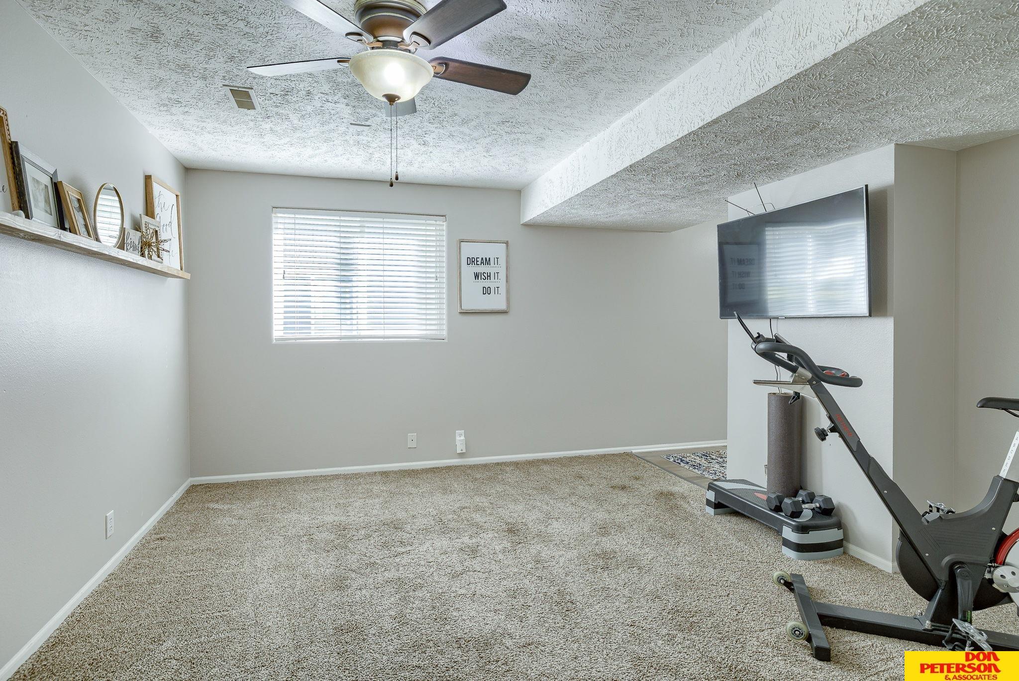 15008 Camden Avenue, Omaha, Nebraska image 23