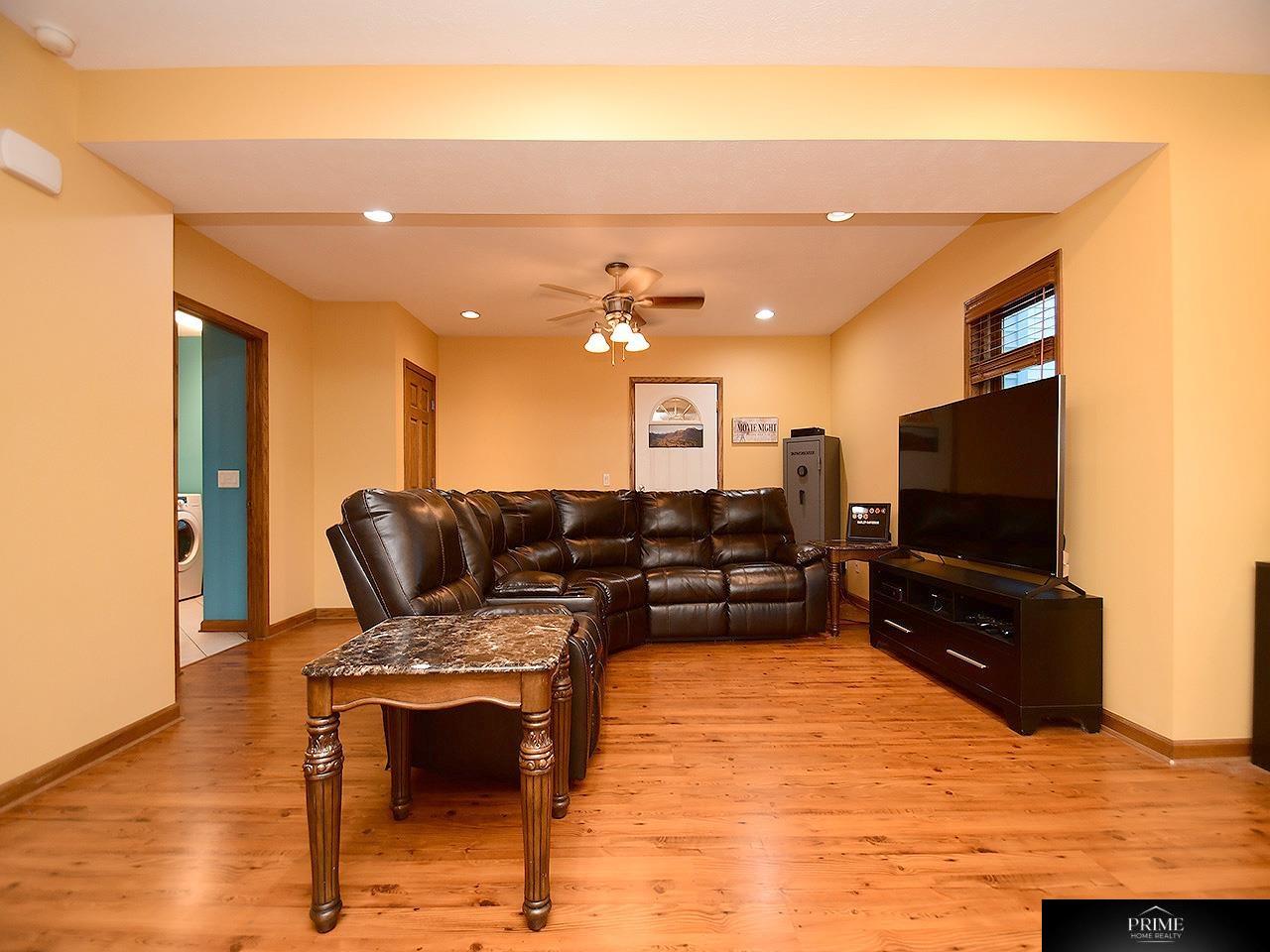410 Walnut Street, Louisville, Nebraska image 28