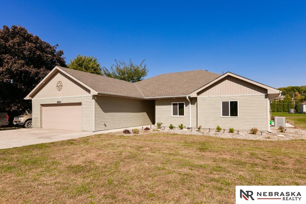 11428 W Lakeshore Drive, Blair, Nebraska image 1