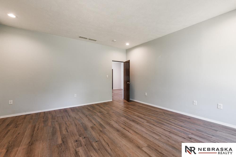 11428 W Lakeshore Drive, Blair, Nebraska image 22