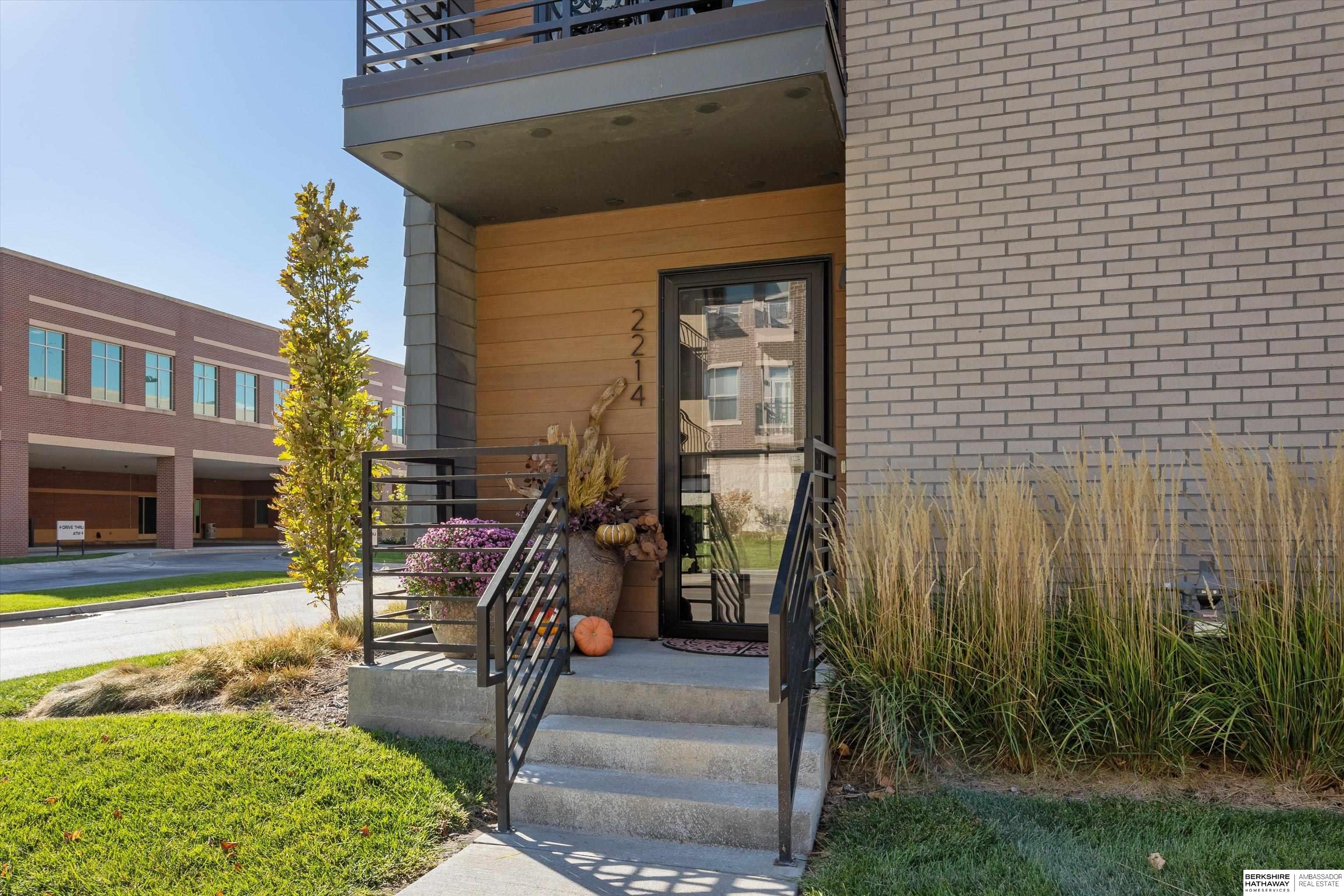 2214 S 64th Avenue, Omaha, Nebraska image 1