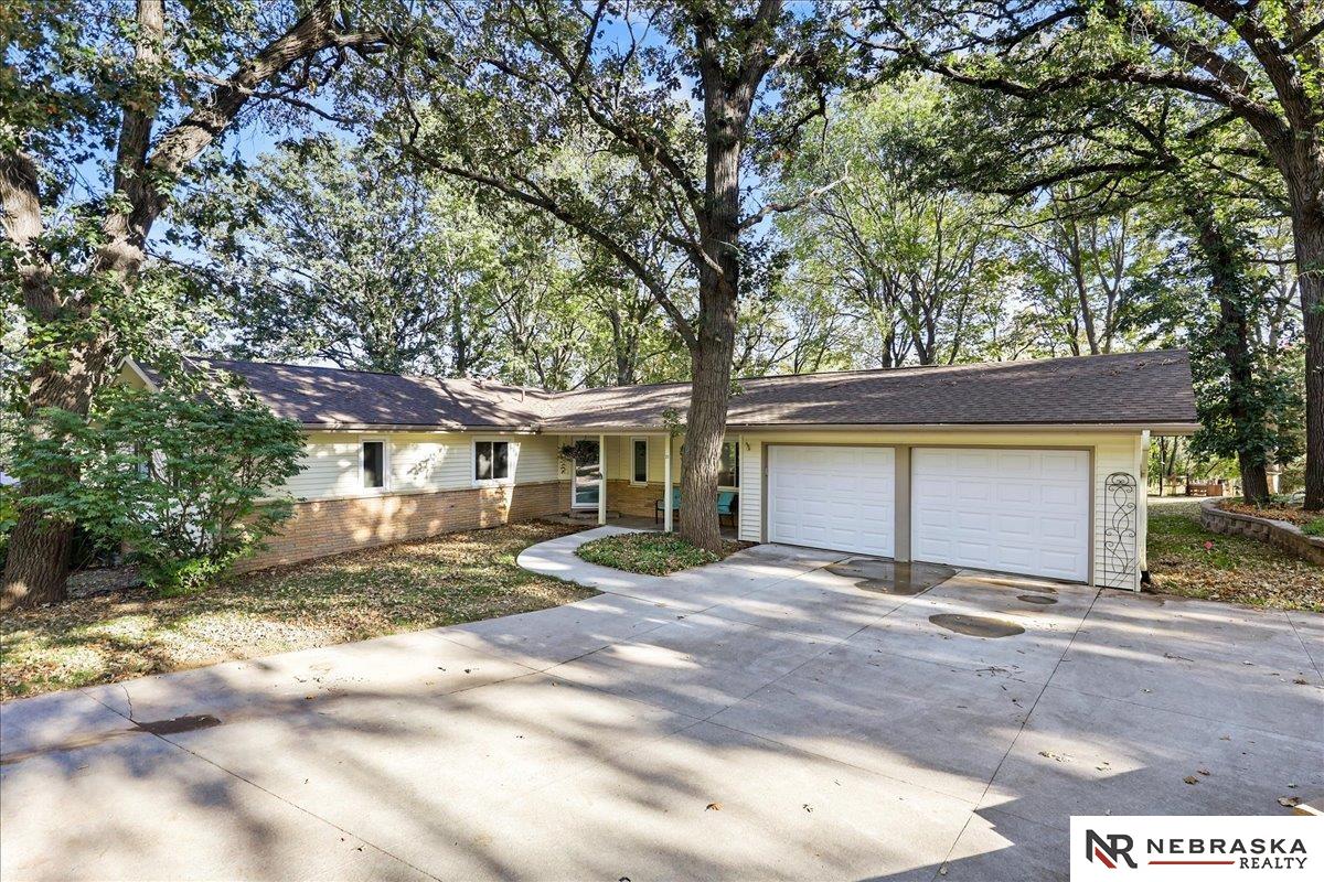 21 Scarlet Oaks Road, Council Bluffs, Iowa image 1