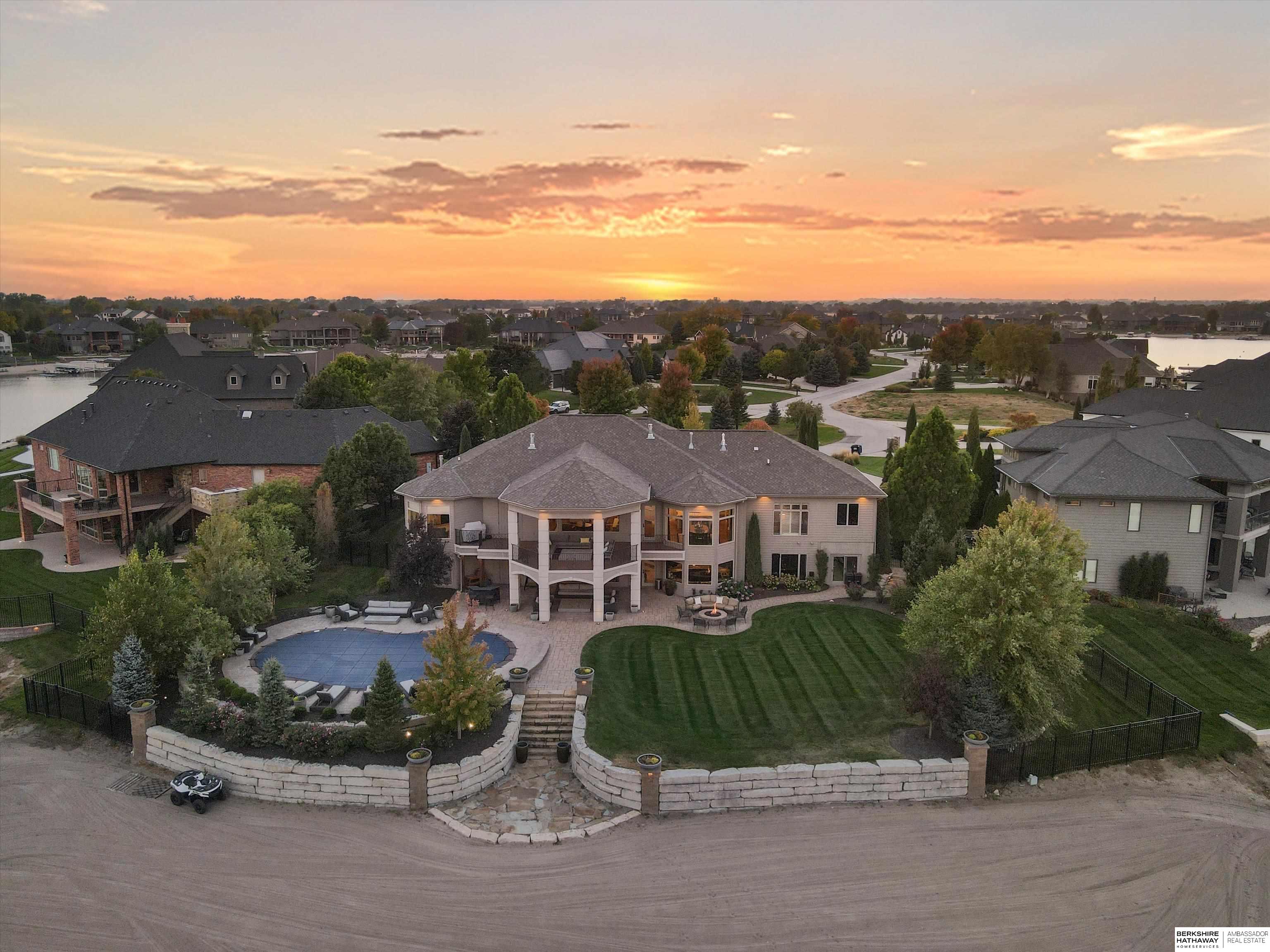 502 S 249th Circle, Waterloo, Nebraska image 1