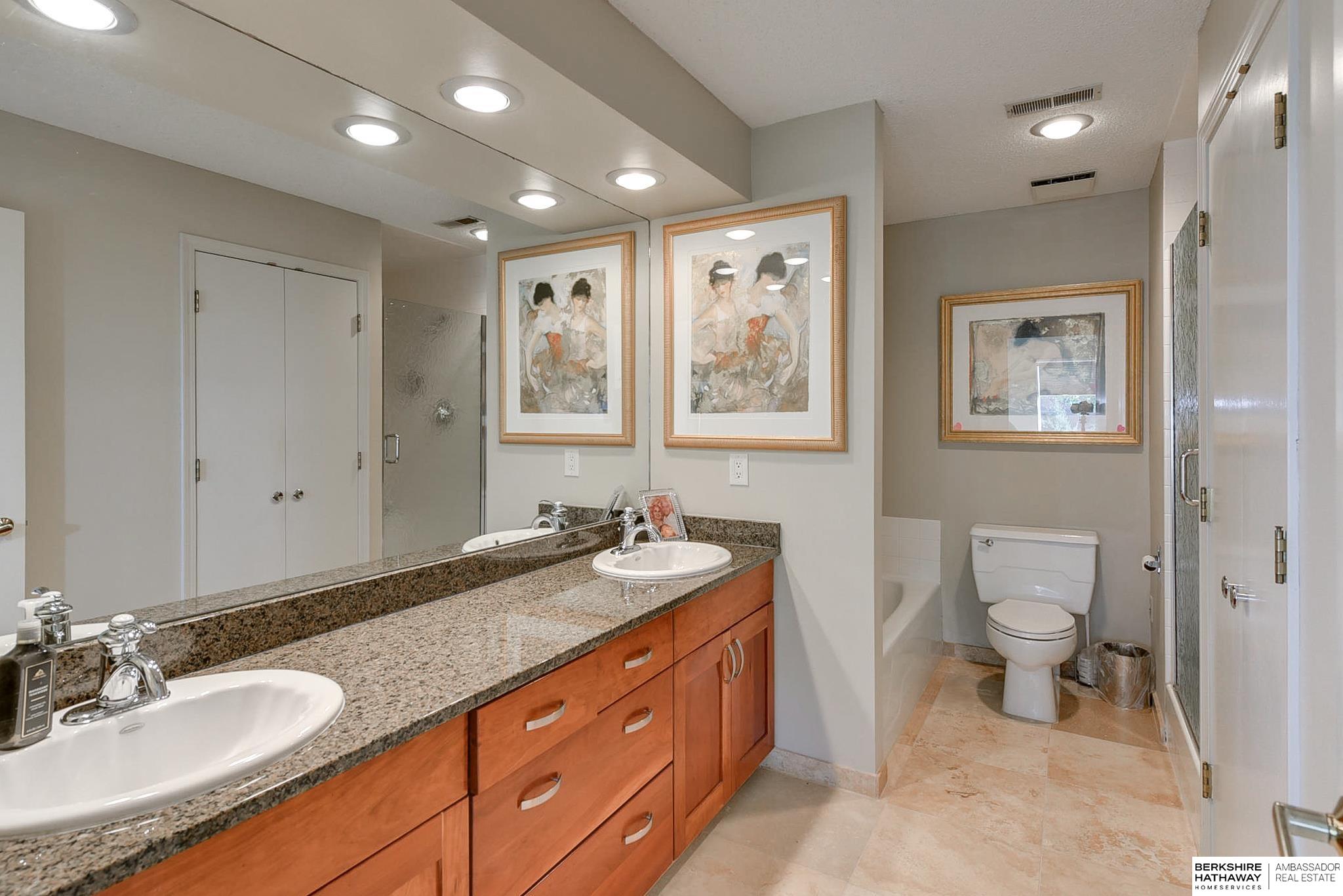 770 N 93rd Street #4B4, Omaha, Nebraska image 3