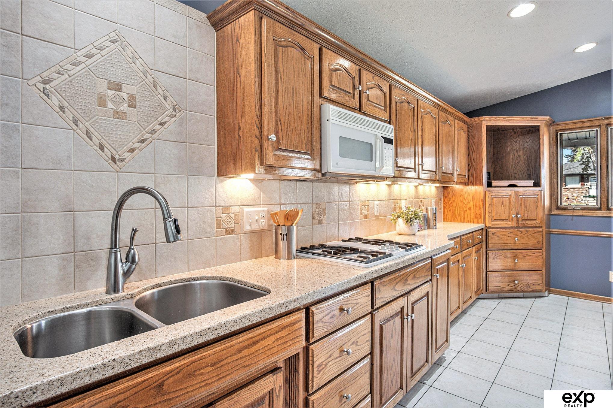5221 S 80th Street, Ralston, Nebraska image 11
