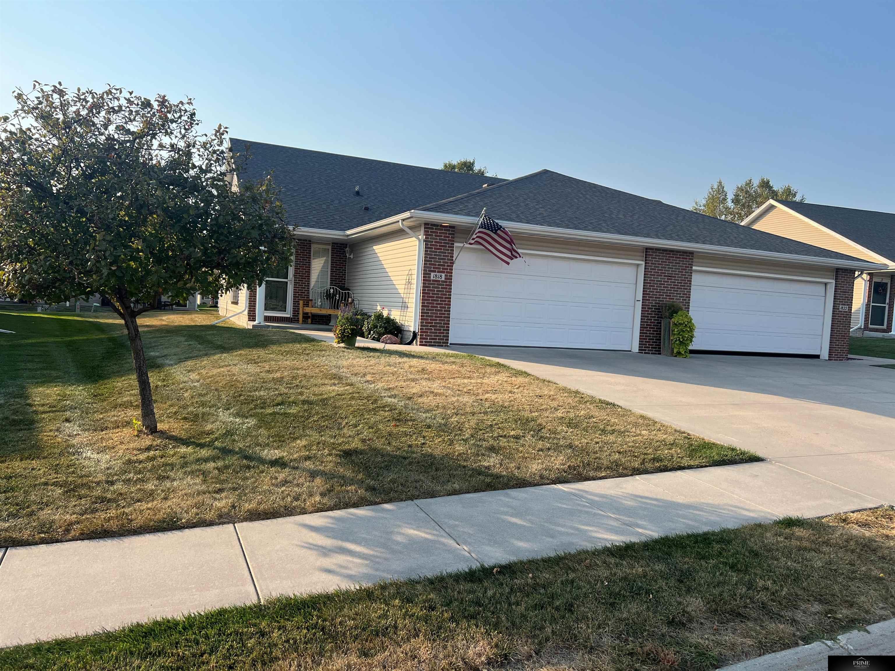 1818 N 175th Court, Omaha, Nebraska image 1