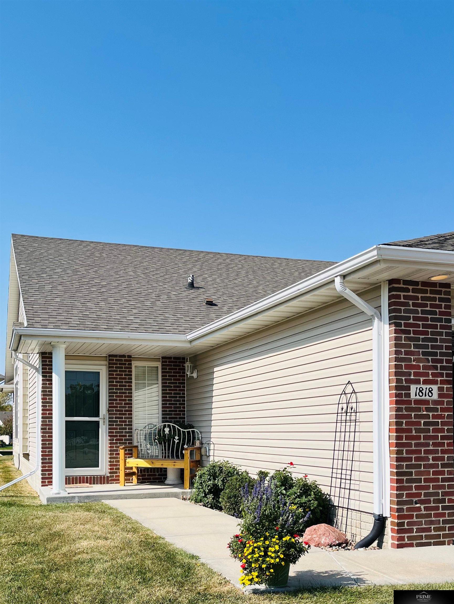 1818 N 175th Court, Omaha, Nebraska image 3