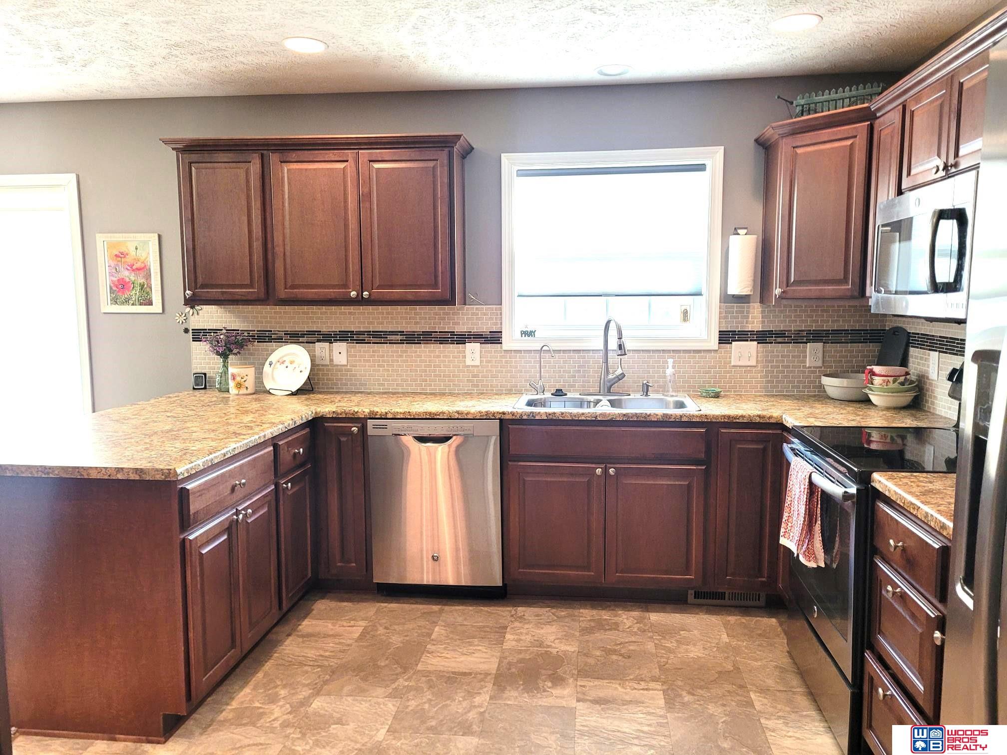 2150 Cynthia Lane, Seward, Nebraska image 10