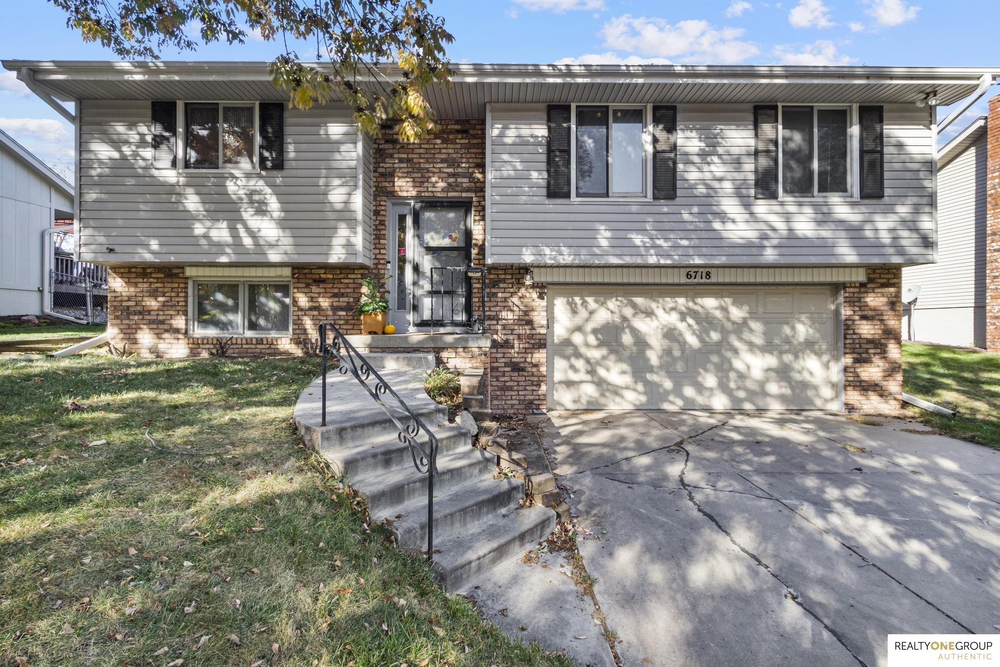 6718 S 87 Street, Ralston, Nebraska image 1