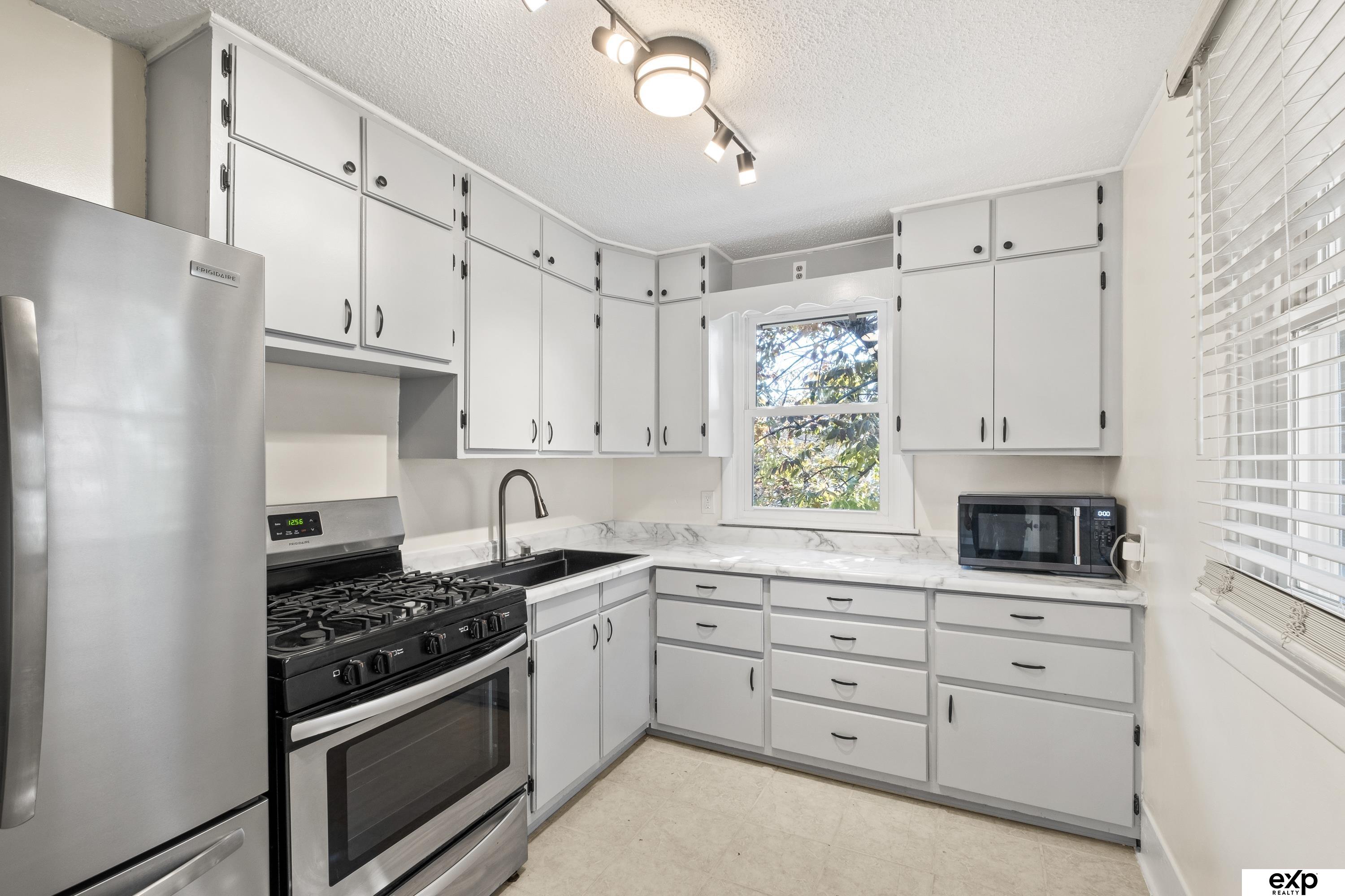 619 Wilson Avenue, Council Bluffs, Iowa image 10