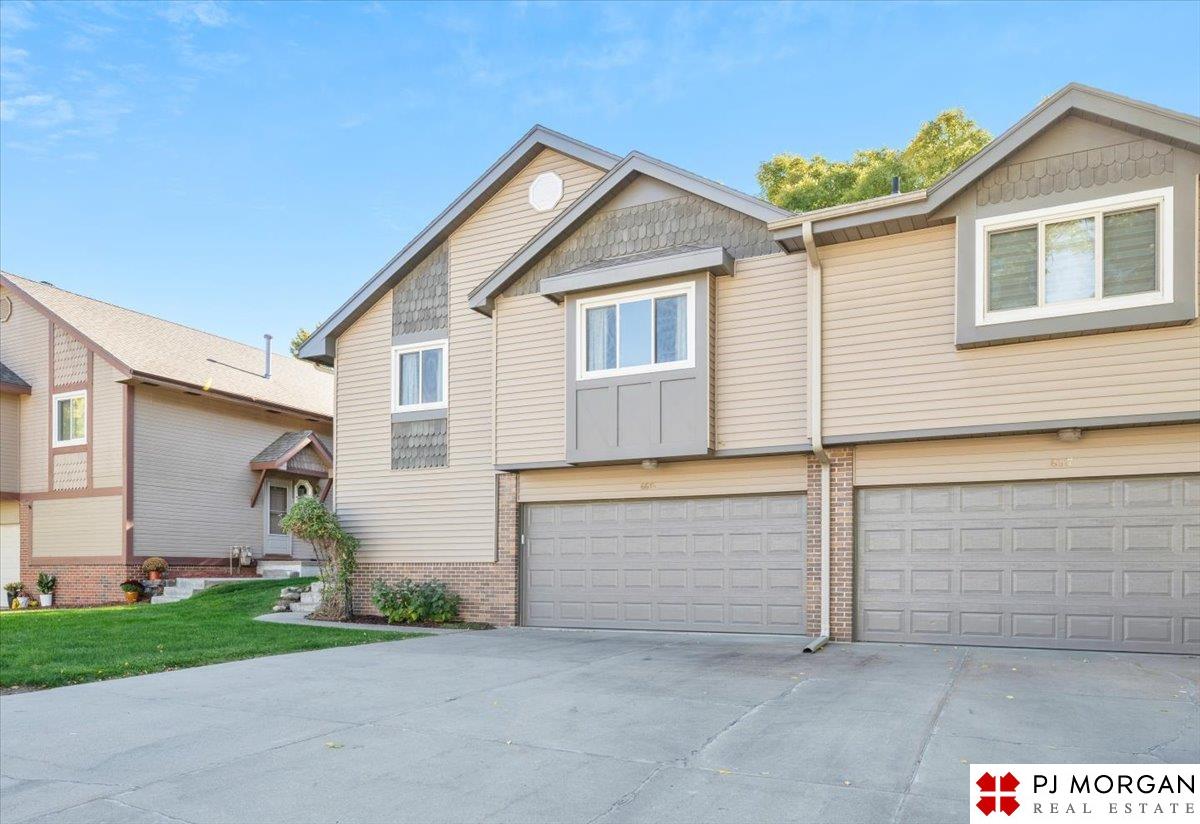 6615 S 108th Avenue, Omaha, Nebraska image 3
