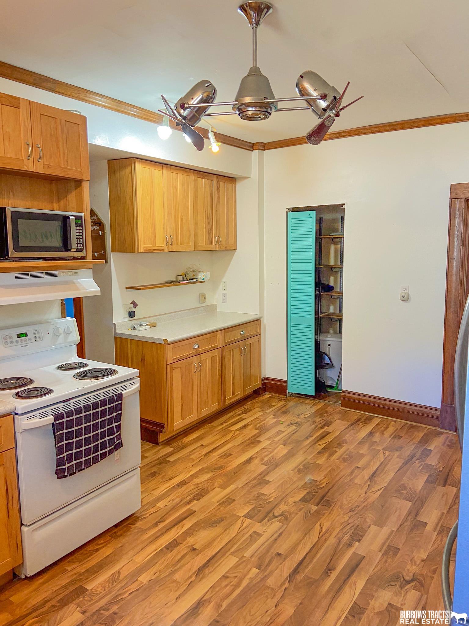 800 9th Street, Pawnee City, Nebraska image 12