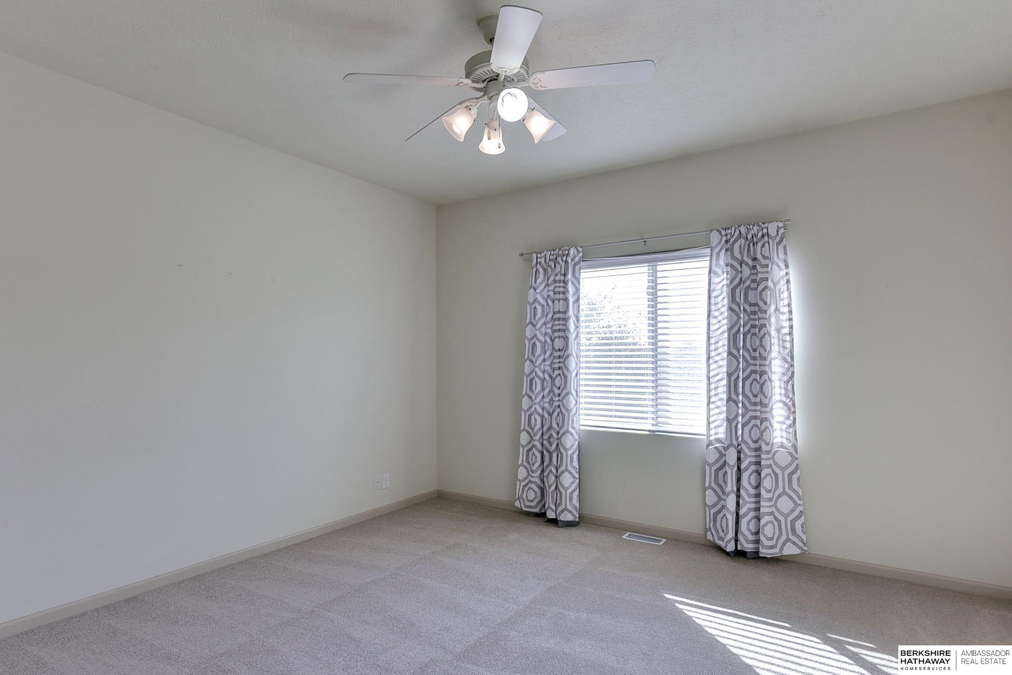 6426 N 142nd Avenue, Omaha, Nebraska image 17