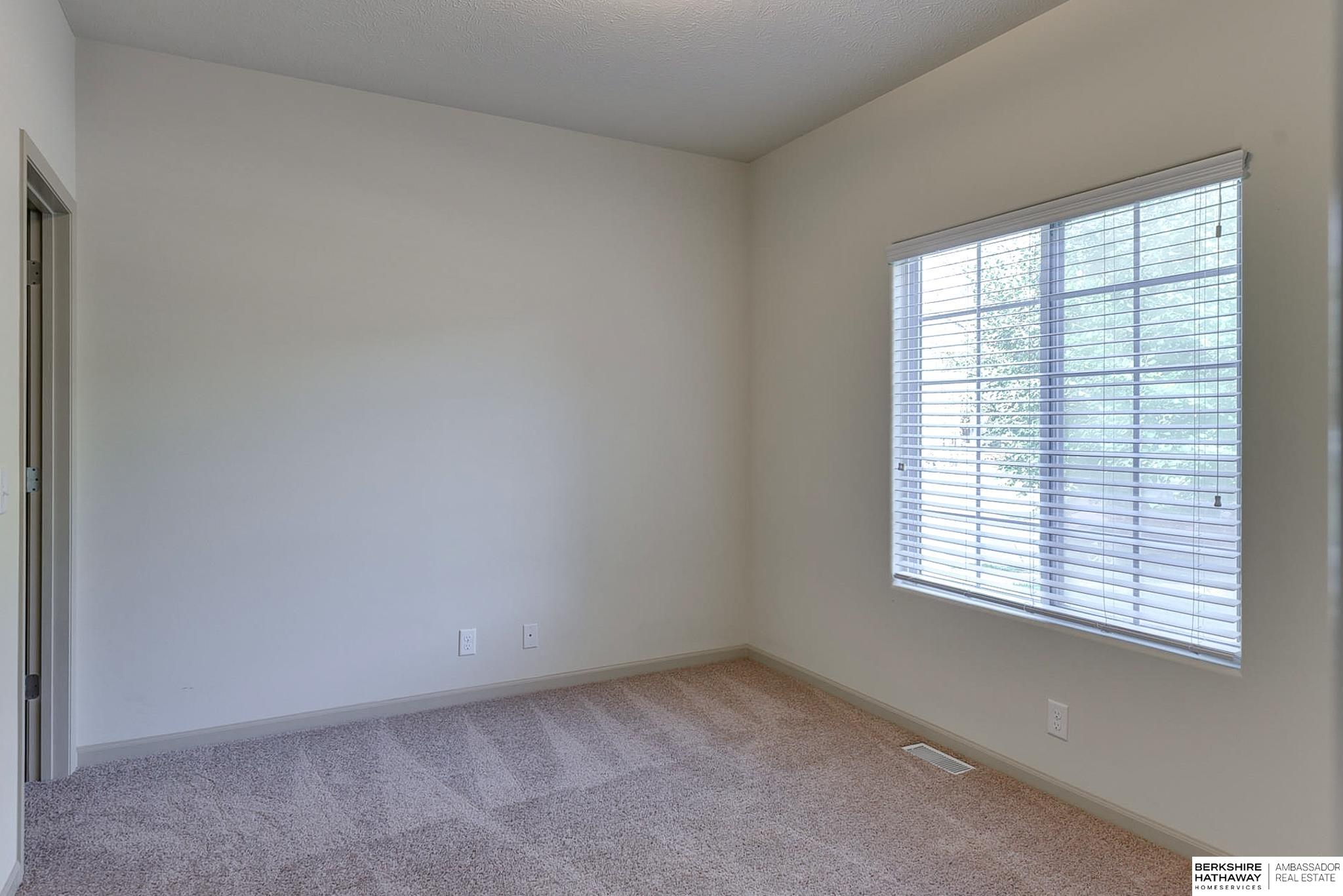6426 N 142nd Avenue, Omaha, Nebraska image 5
