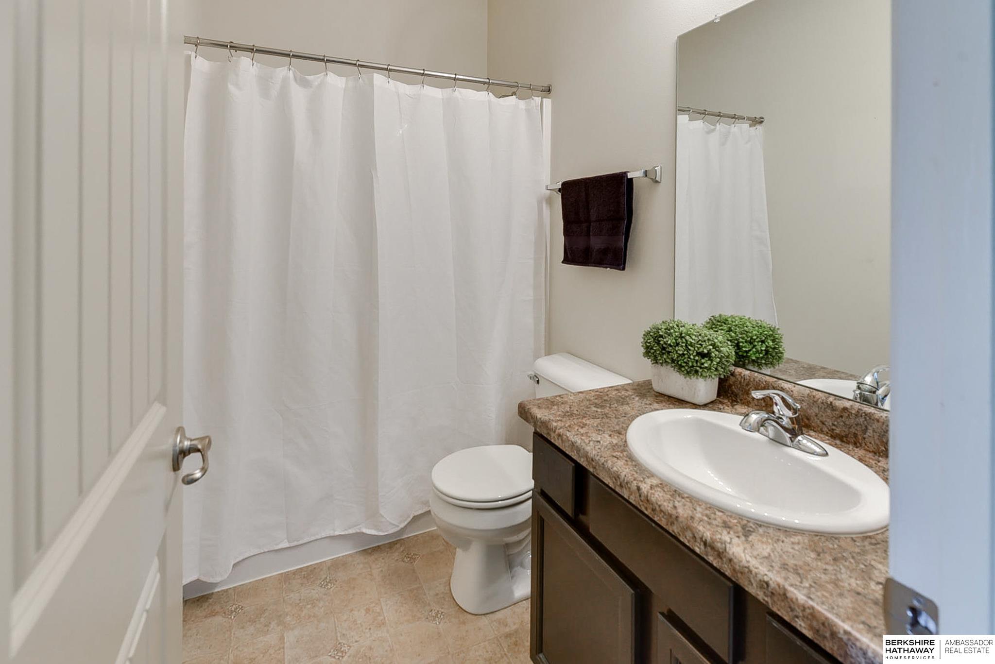 6426 N 142nd Avenue, Omaha, Nebraska image 6
