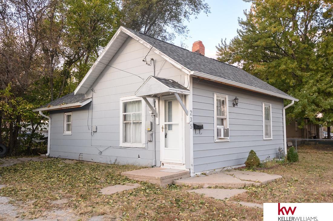 235 W 6th Street, Superior Township, Nebraska image 1