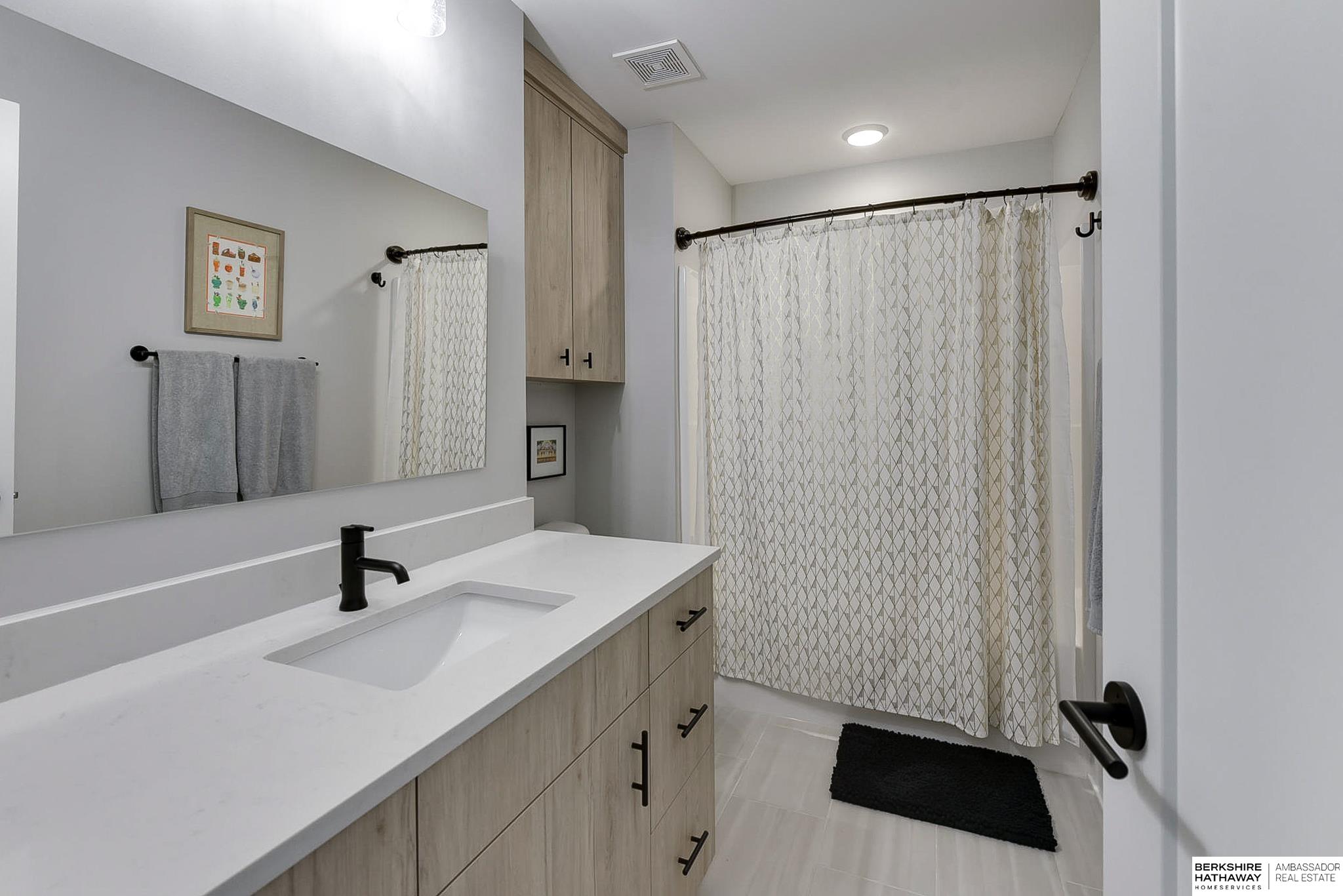 1023 Park Avenue, Omaha, Nebraska image 40