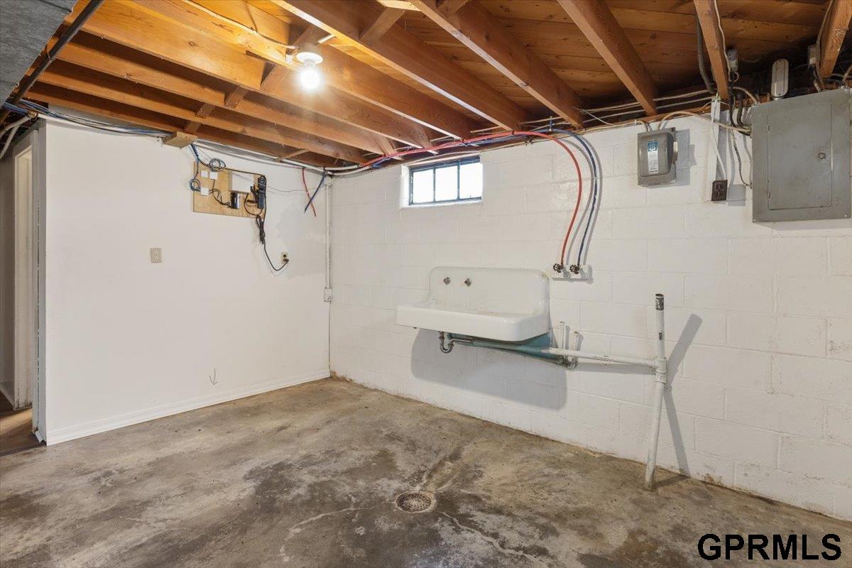 521 Highway Street, Underwood, Iowa image 30