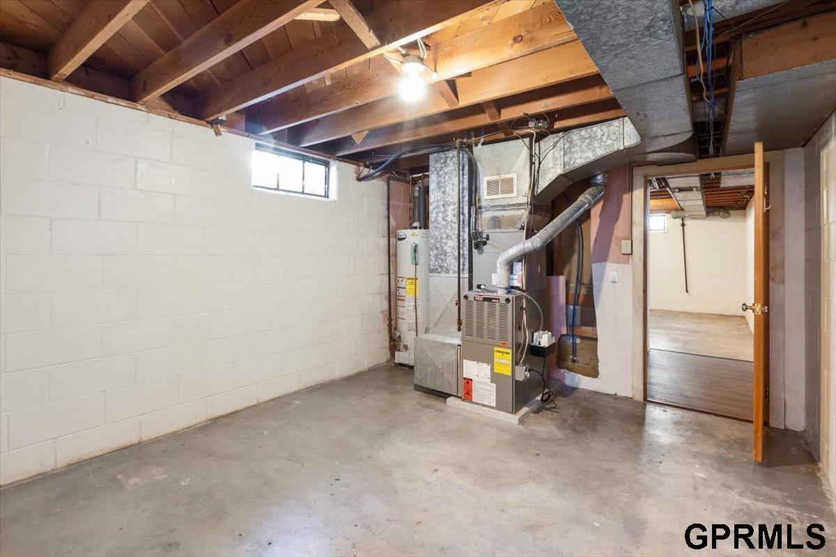 521 Highway Street, Underwood, Iowa image 34