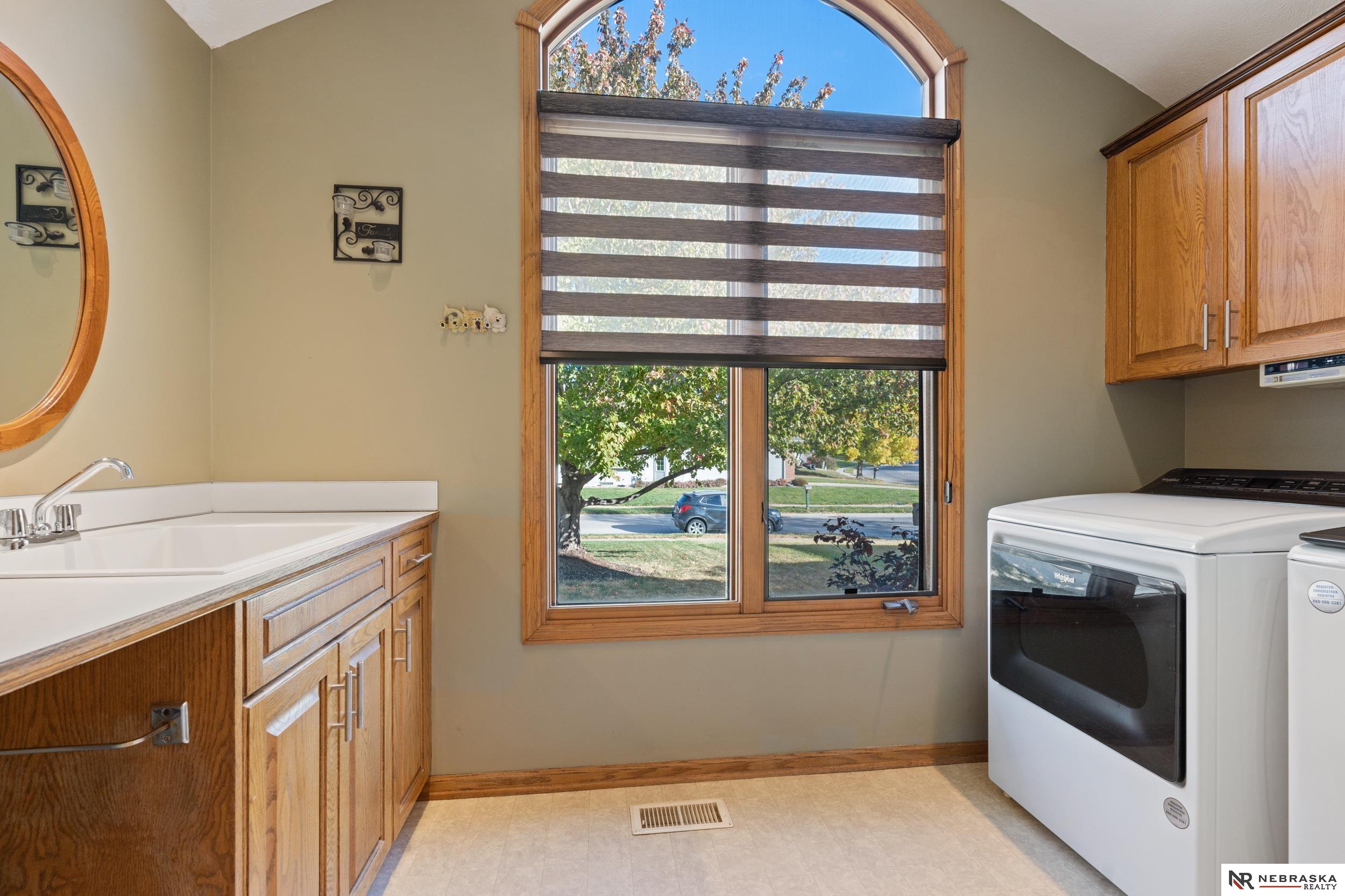 15357 Burdette Street, Omaha, Nebraska image 17