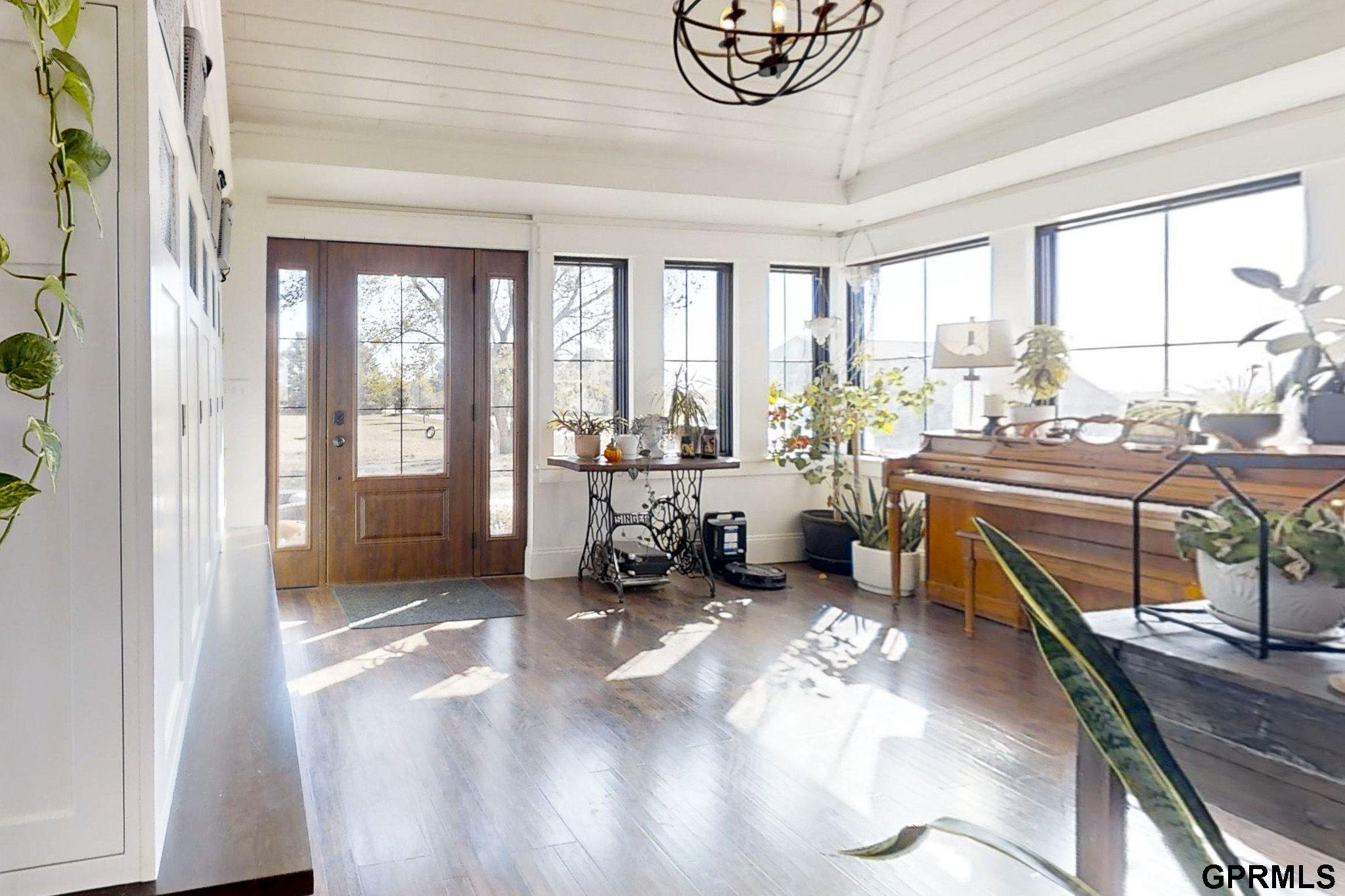 2523 County Rd 20, Cedar Bluffs, Nebraska image 2