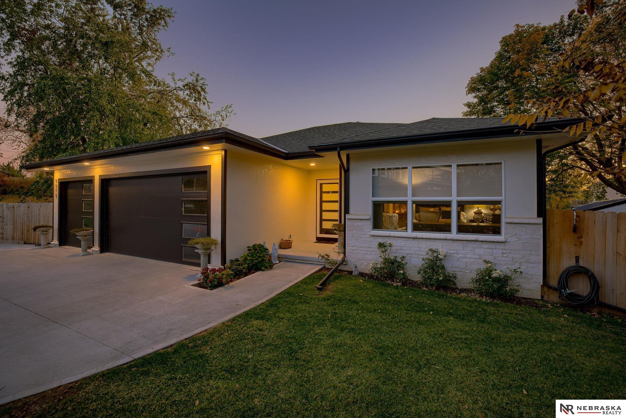 9518 Sterling Circle, Plattsmouth, Nebraska image 1