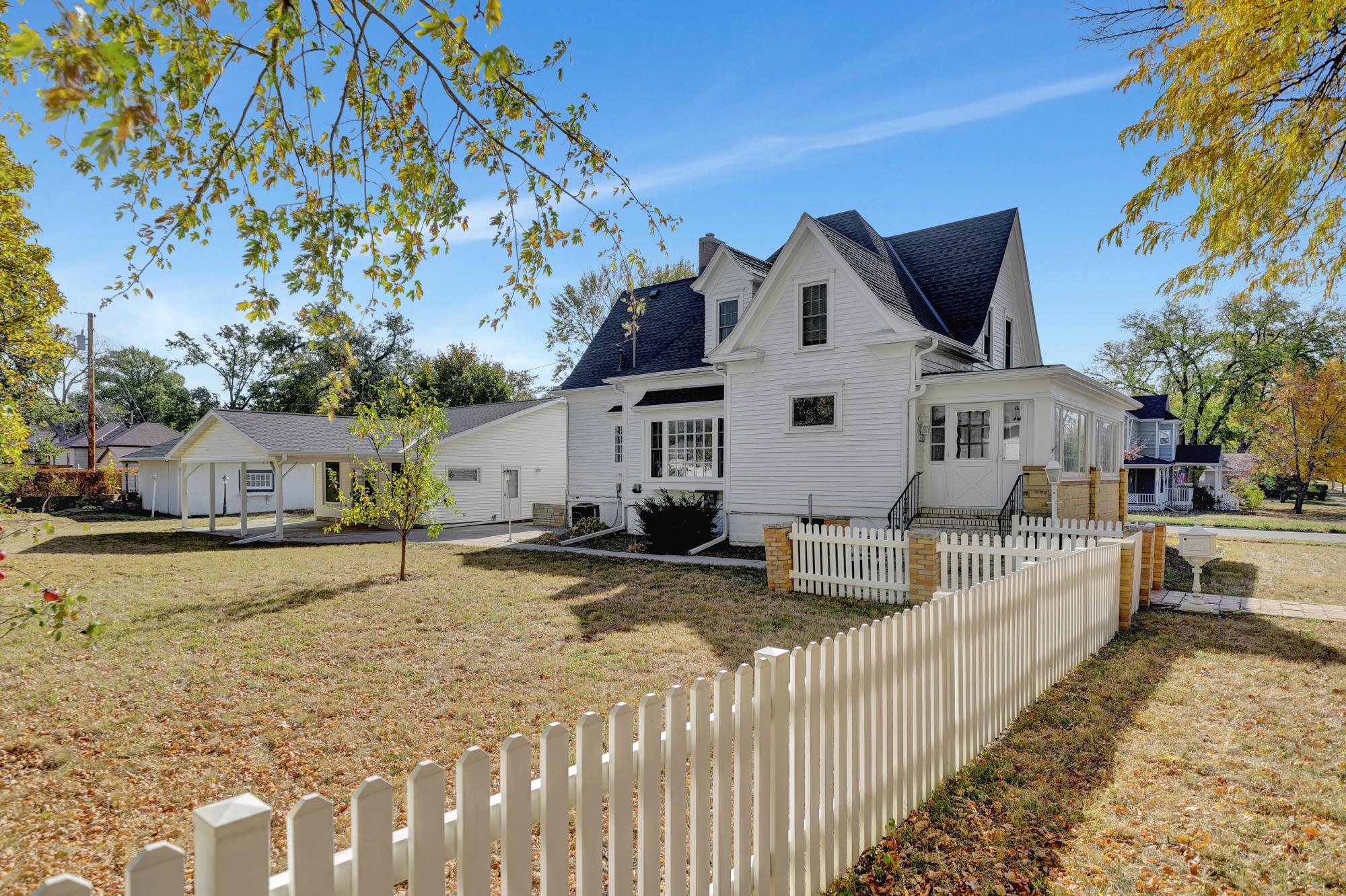 602 N 9th
