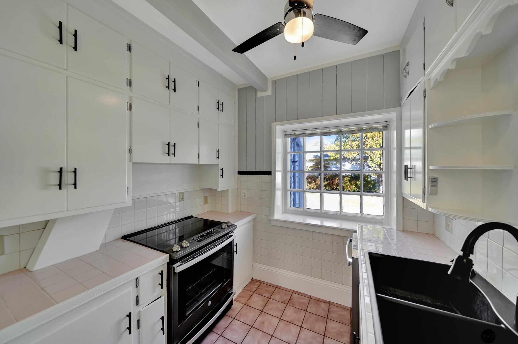 602 N 9th