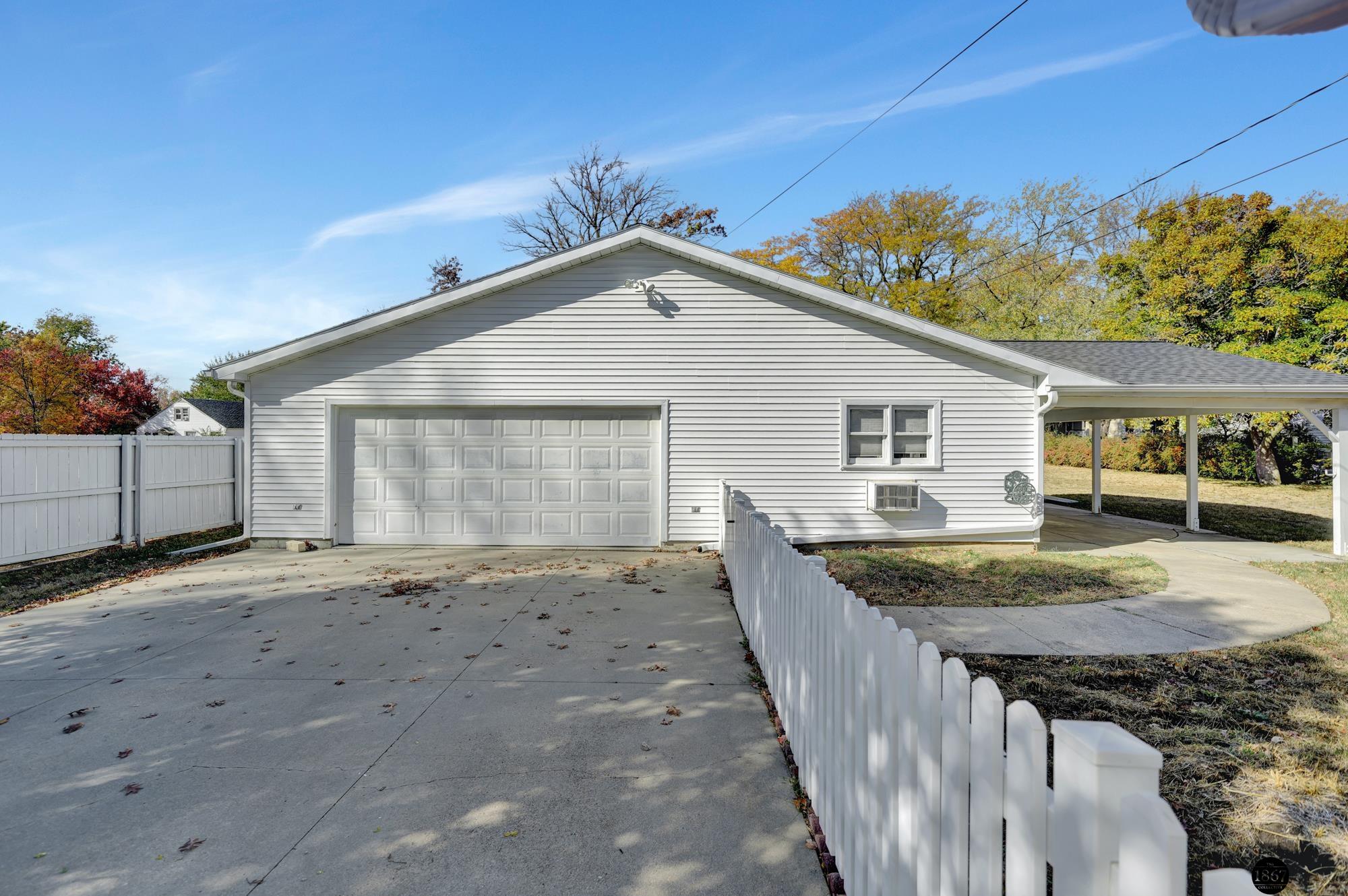 602 N 9th