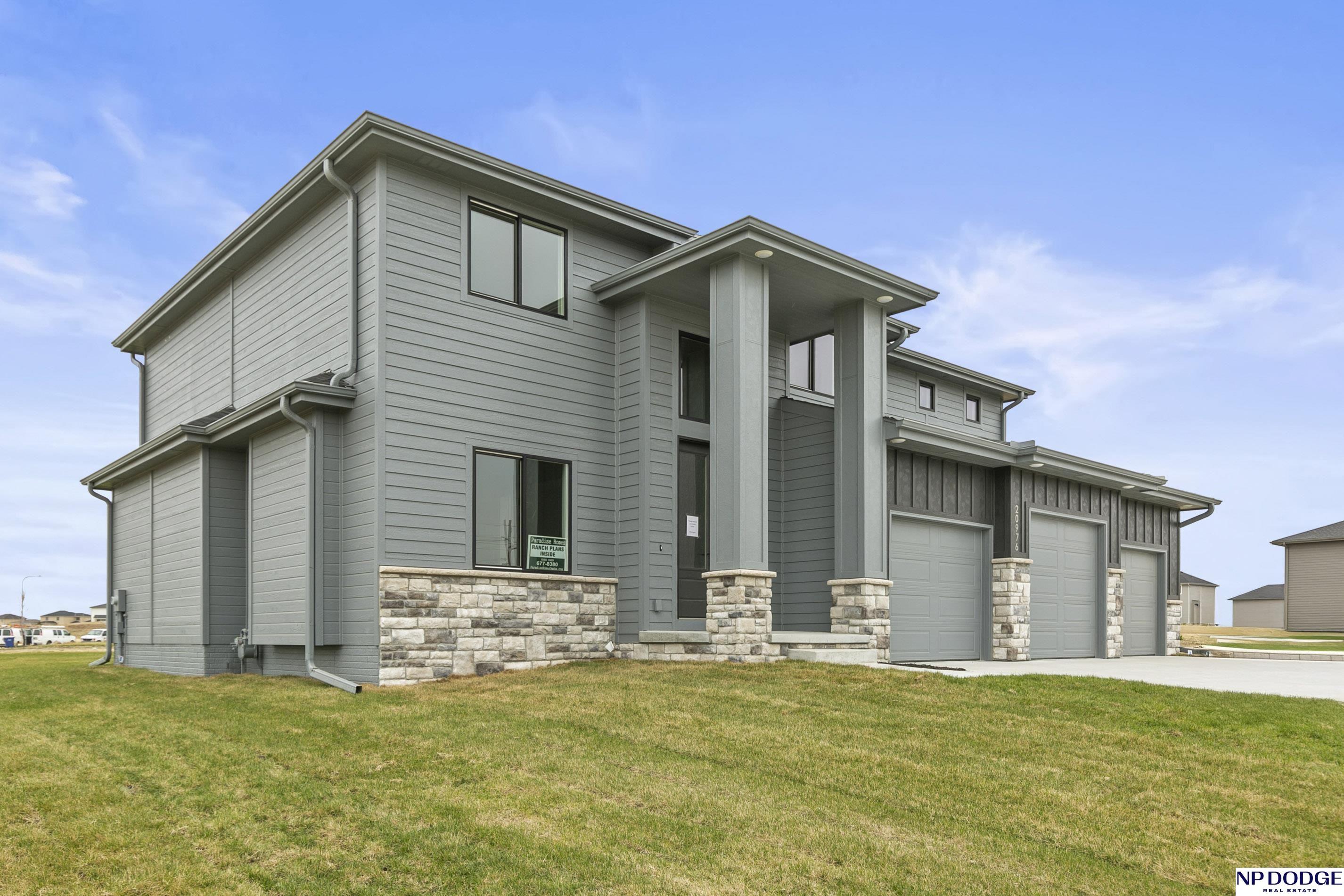 20976 Ogden Street, Elkhorn, Nebraska image 2