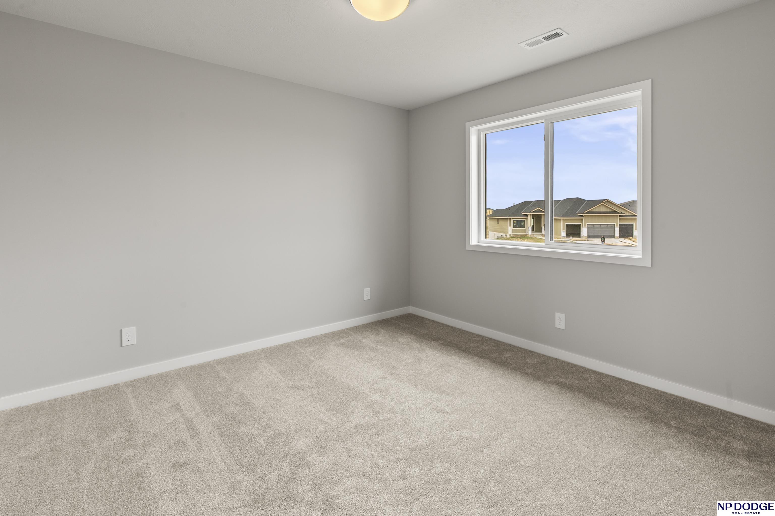 20976 Ogden Street, Elkhorn, Nebraska image 34