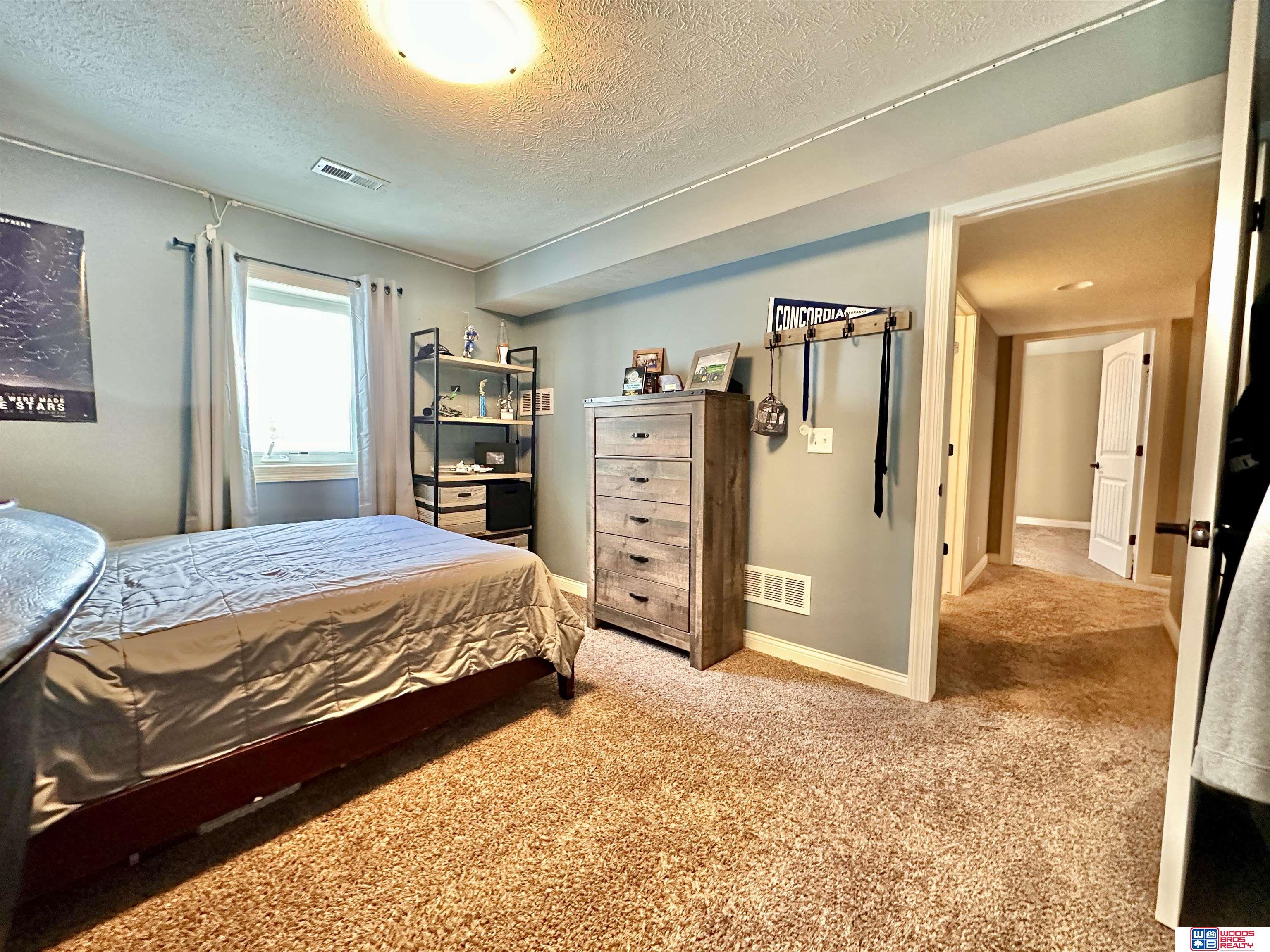 152 Maple Street, Seward, Nebraska image 32