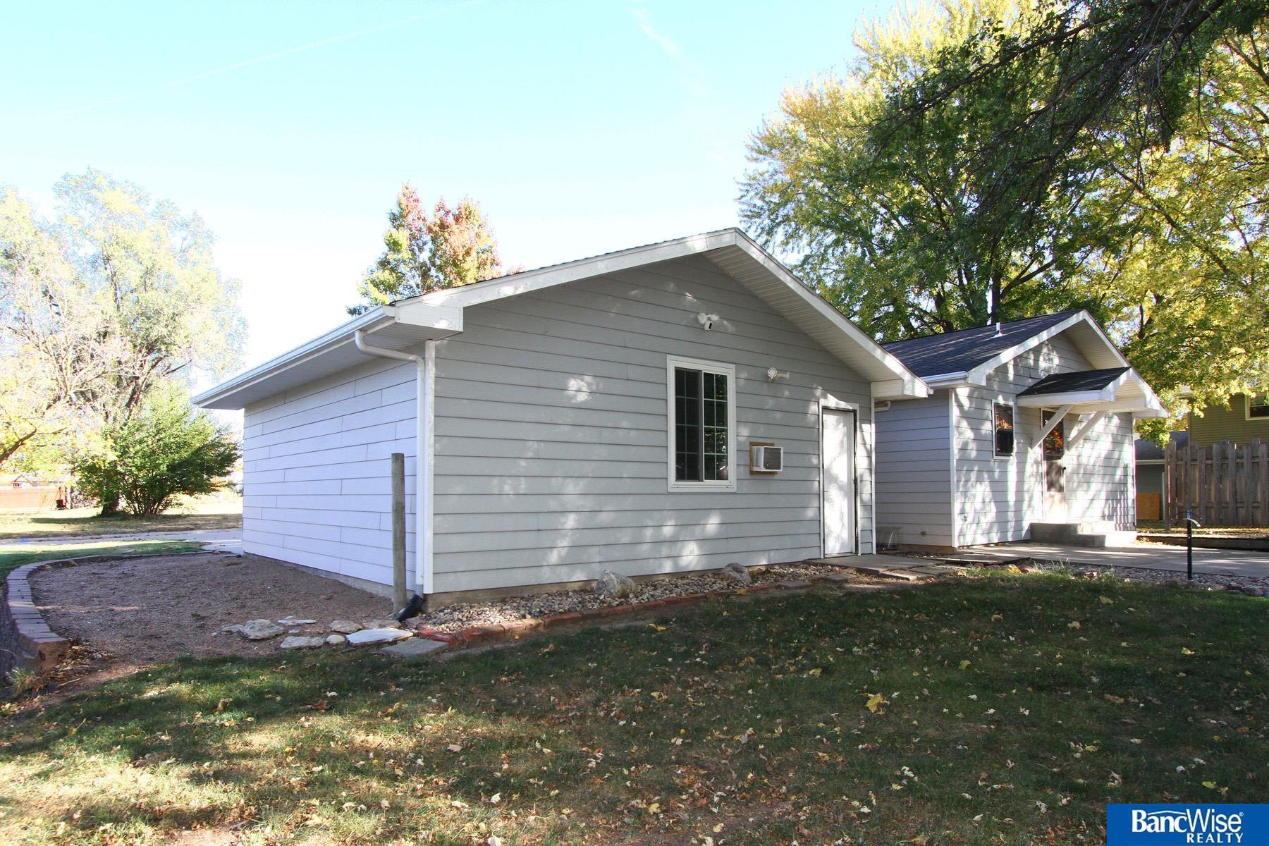 1311 E 3rd Street, Friend, Nebraska image 32