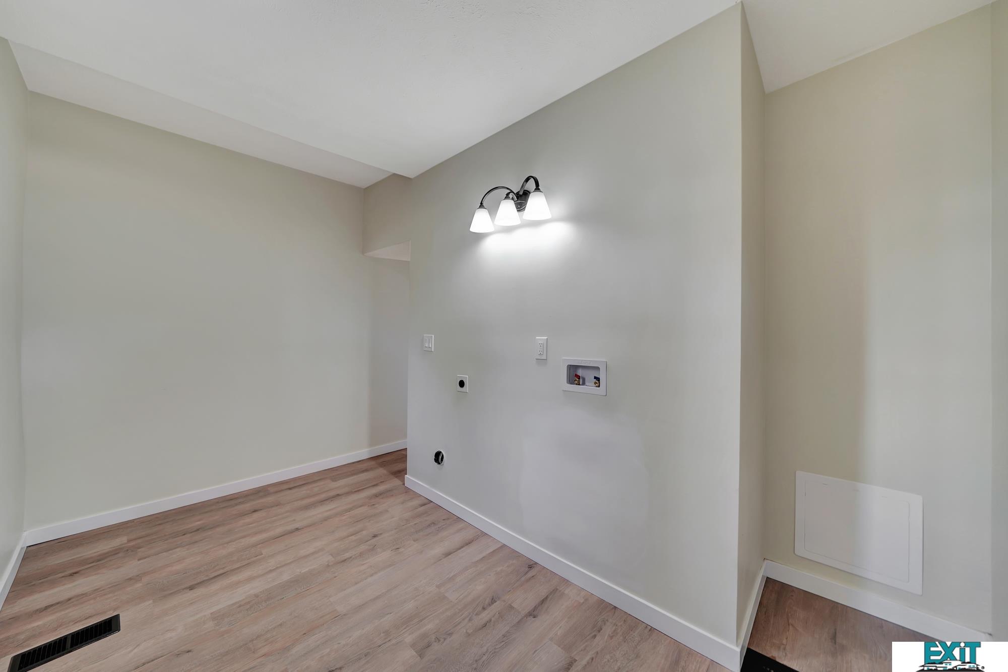 5407 N 196th Street, Elkhorn, Nebraska image 21