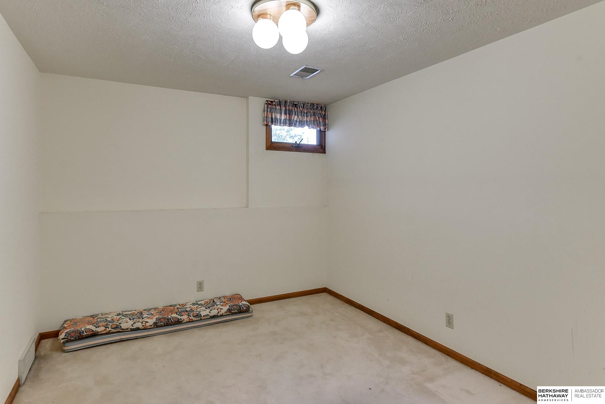 6233 S 79th Circle, Ralston, Nebraska image 48