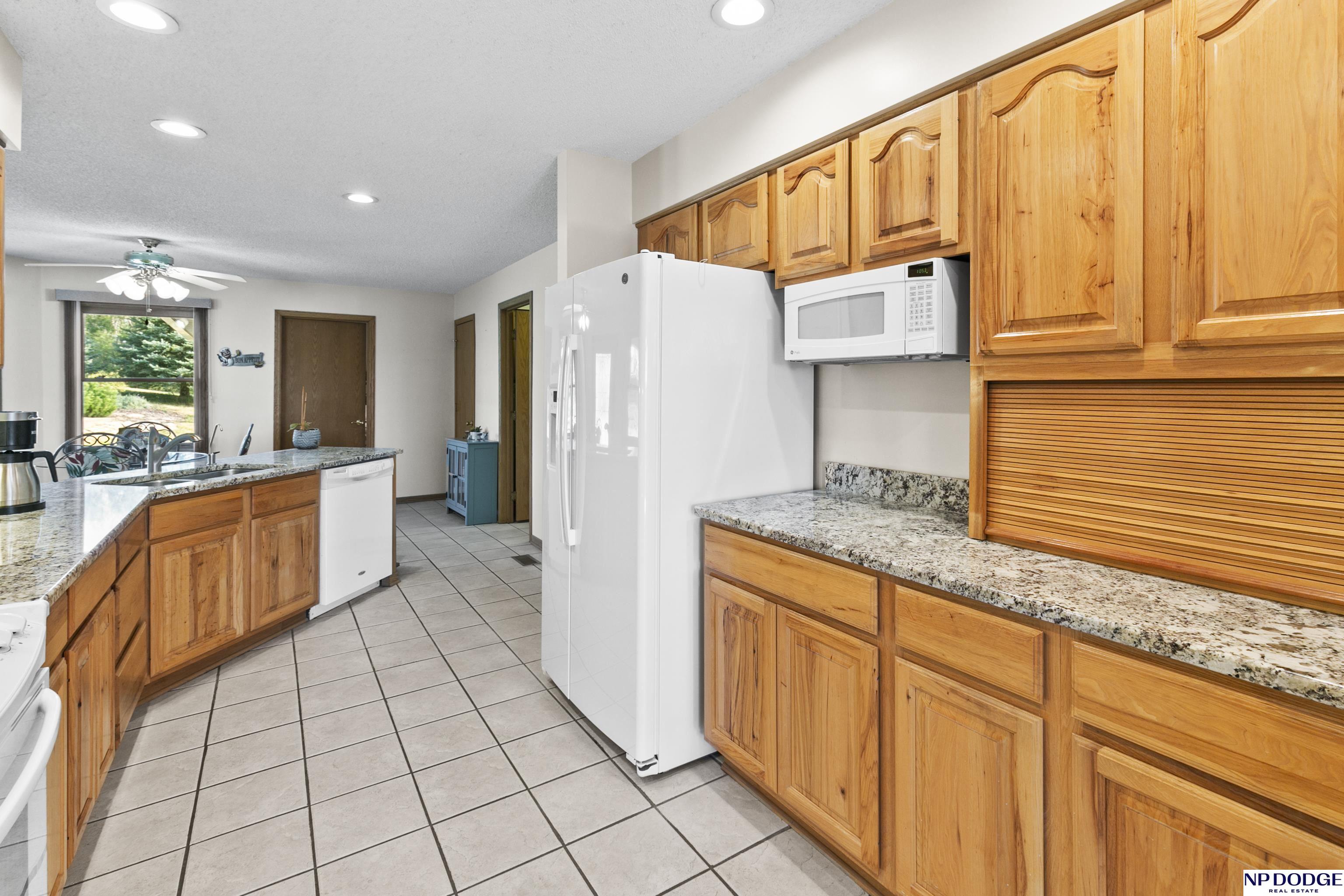 21455 205 Street, Council Bluffs, Iowa image 11